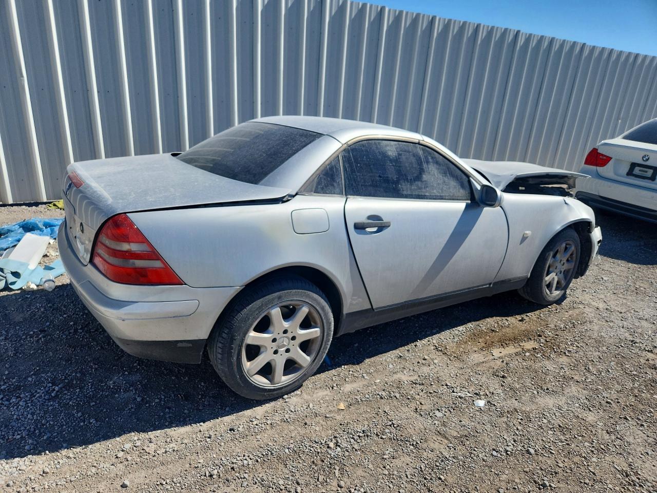 1998 Mercedes-benz Slk 230 Kompressor Silver vin: WDBKK47F0WF041883