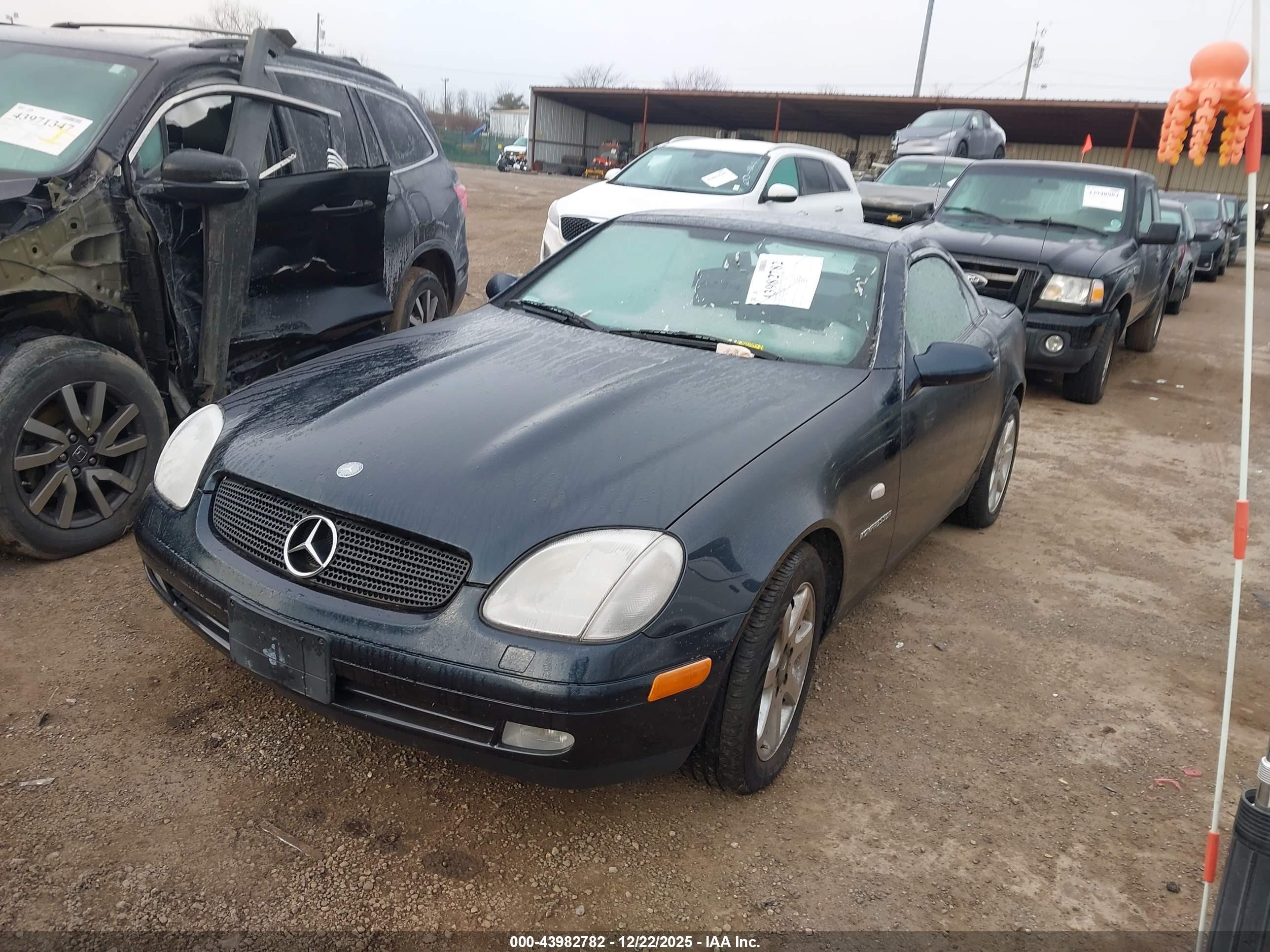 1998 Mercedes-benz Slk 230   Черный vin: WDBKK47F0WF046050