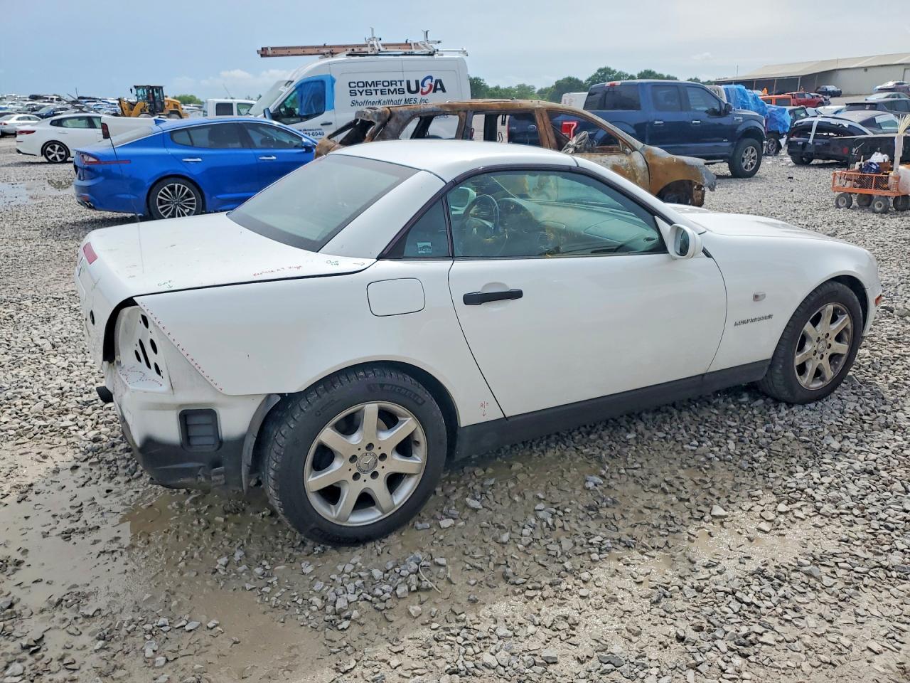1998 Mercedes-benz Slk 230 Kompressor White vin: WDBKK47F0WF061647