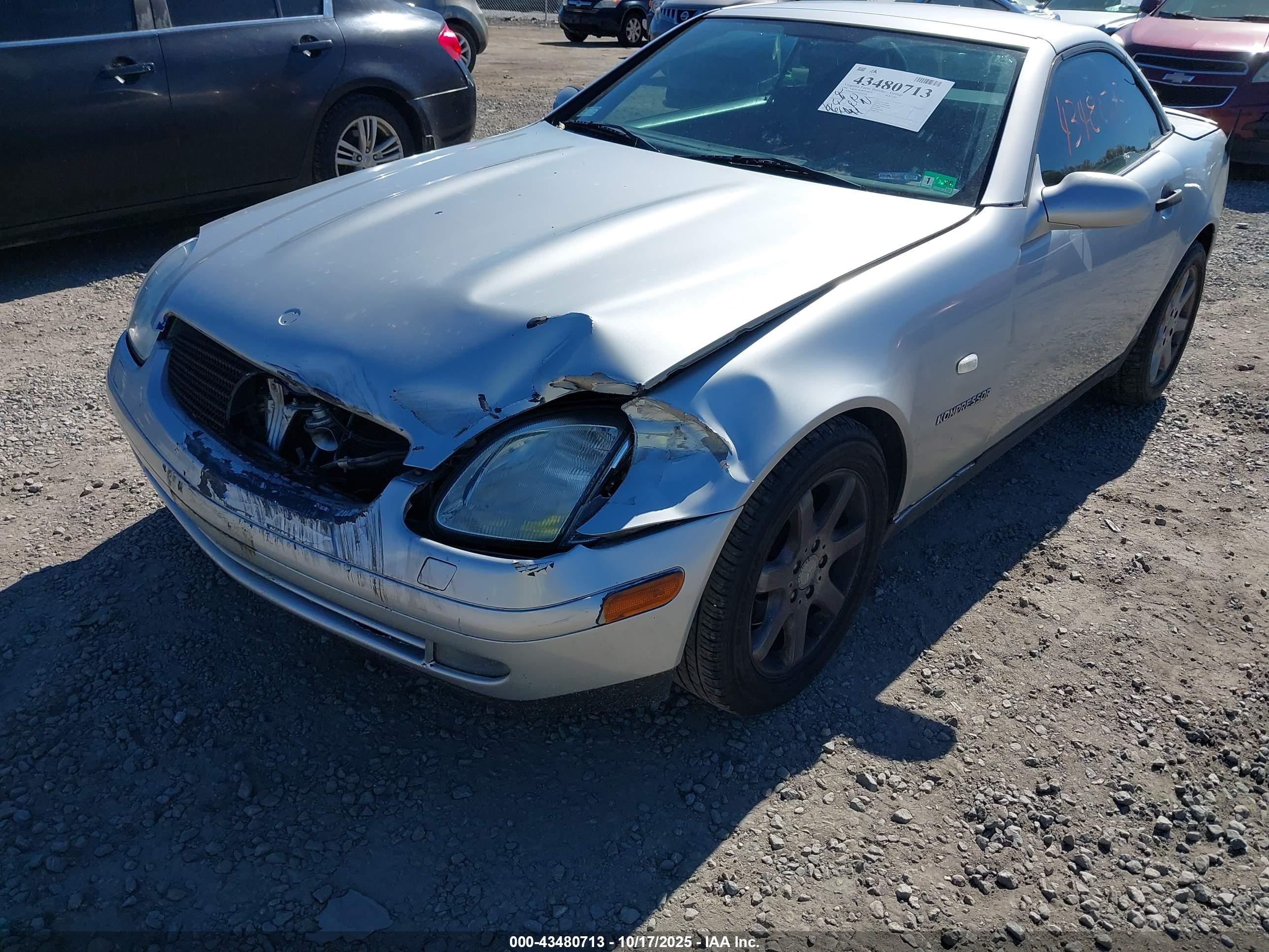 1998 Mercedes-benz Slk 230   Silver vin: WDBKK47F0WF062006