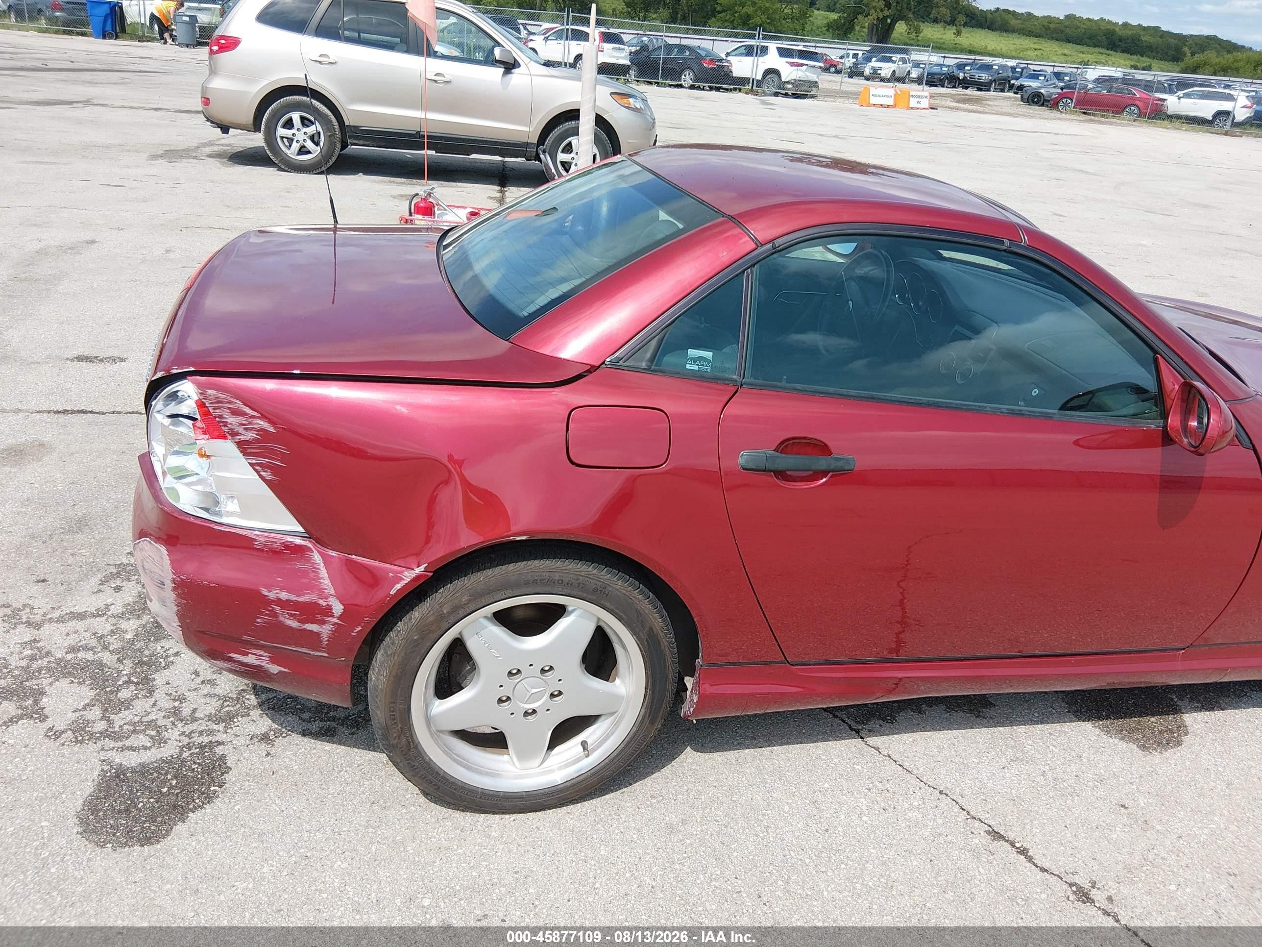 1999 Mercedes-benz Slk 230 Kompressor Red vin: WDBKK47F0XF116812