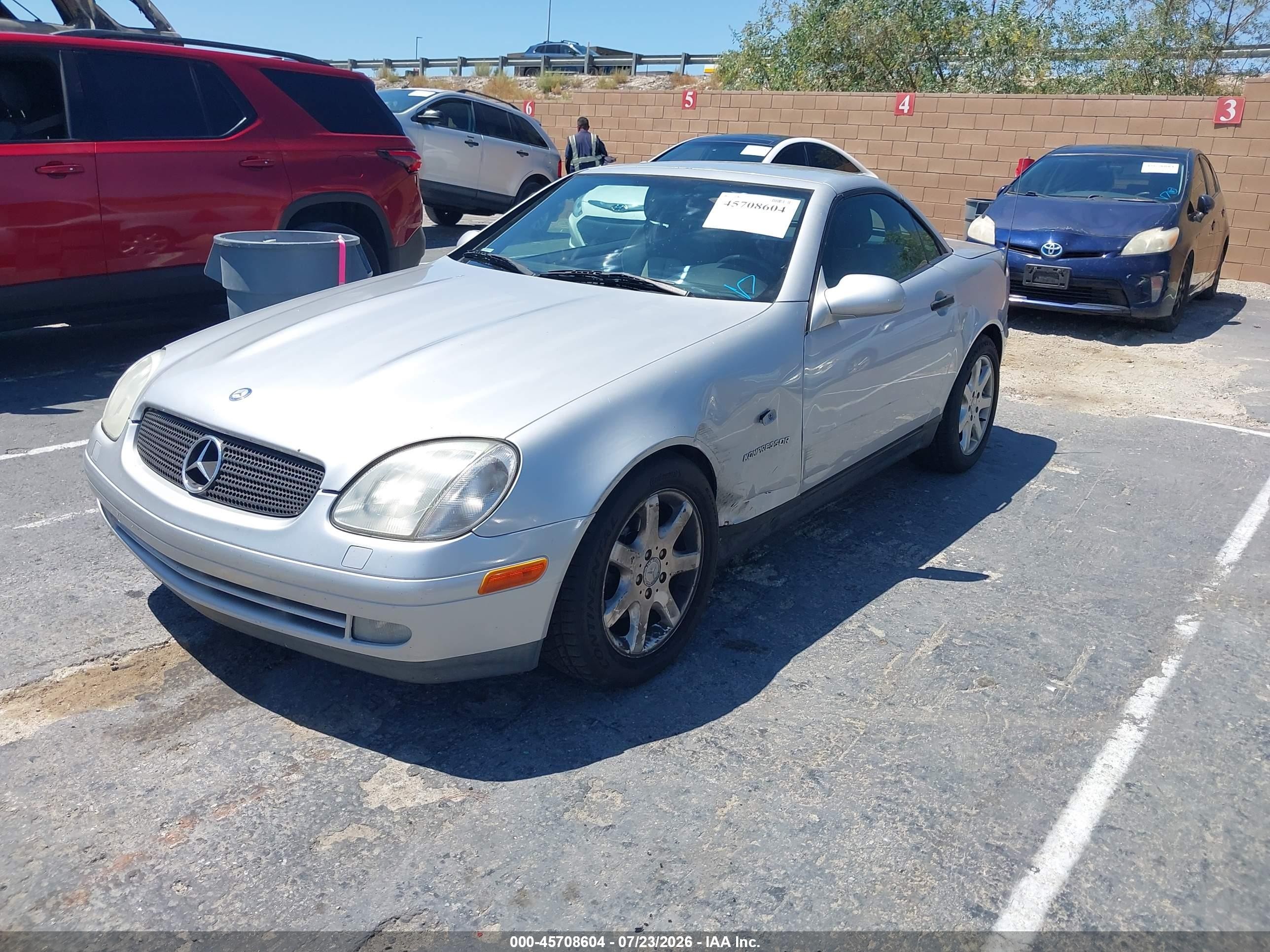1999 Mercedes-benz Slk 230 Kompressor Silver vin: WDBKK47F0XF129155