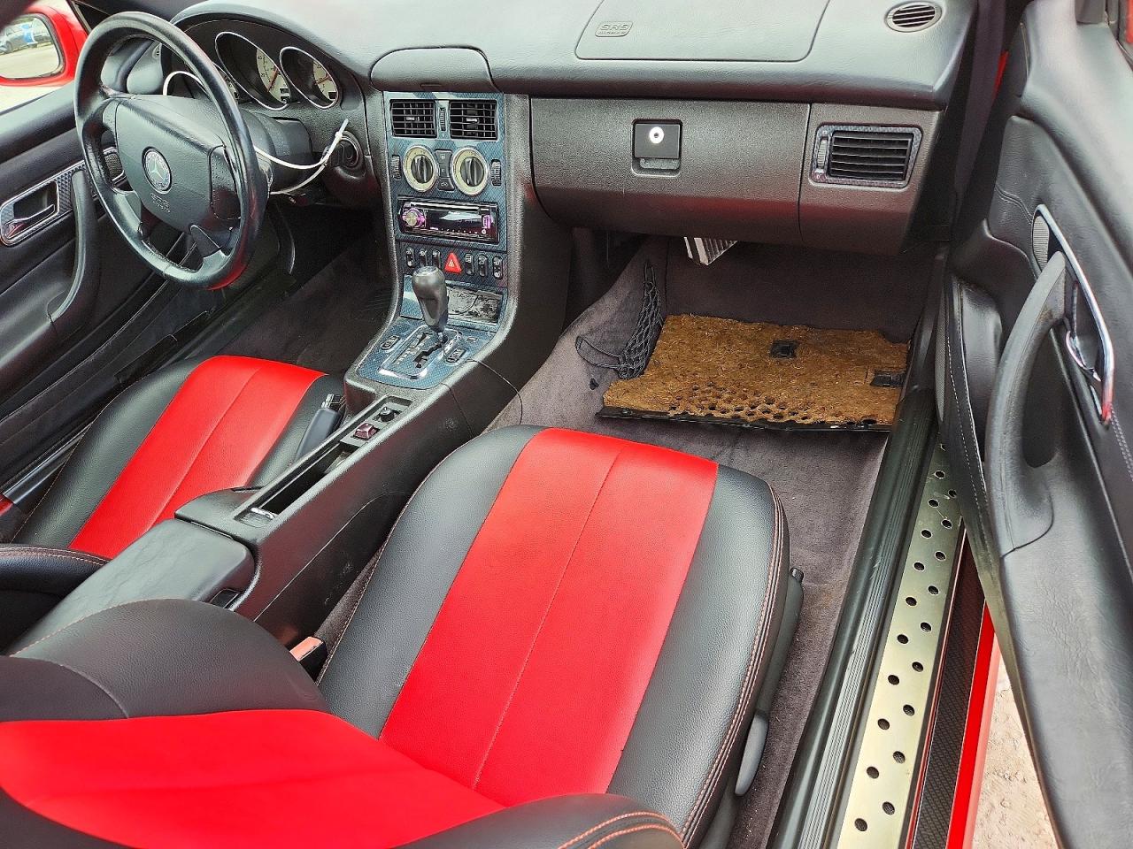 1999 Mercedes-benz Slk 230 Kompressor Red vin: WDBKK47F0XF137949