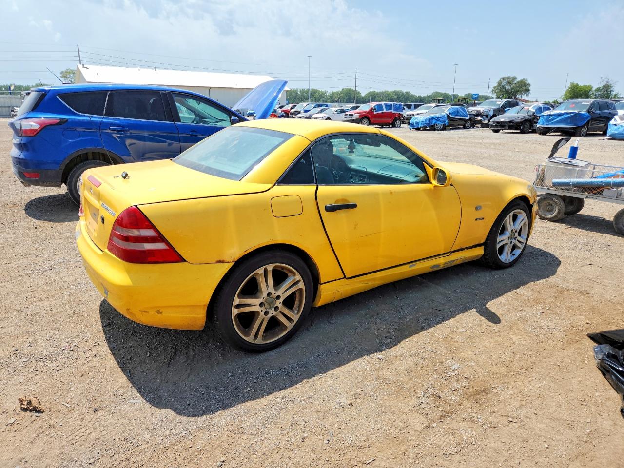 2000 Mercedes-benz Slk 230 Kompressor Yellow vin: WDBKK47F0YF161962