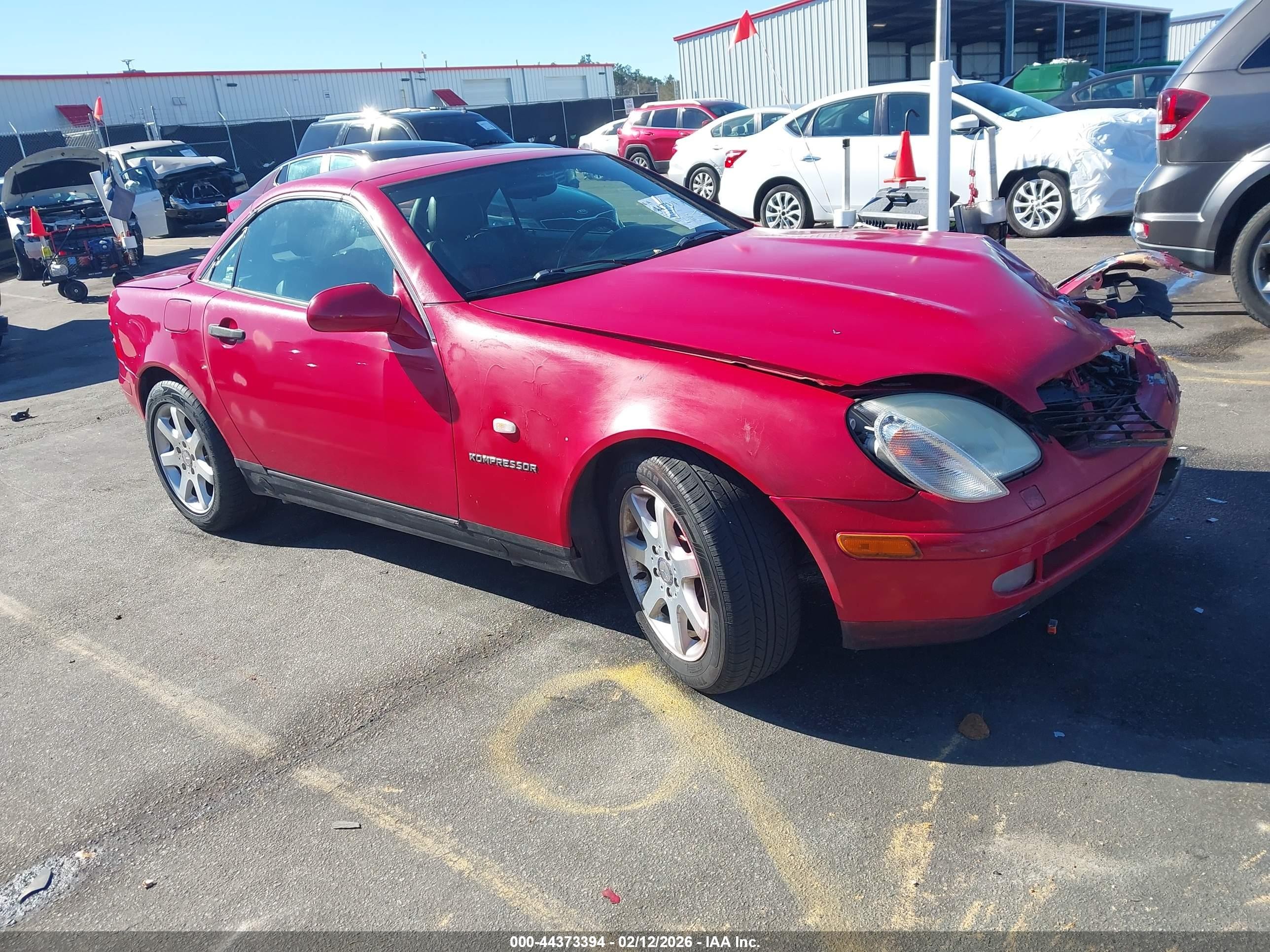 1998 Mercedes-benz Slk 230   Red vin: WDBKK47F1WF006740