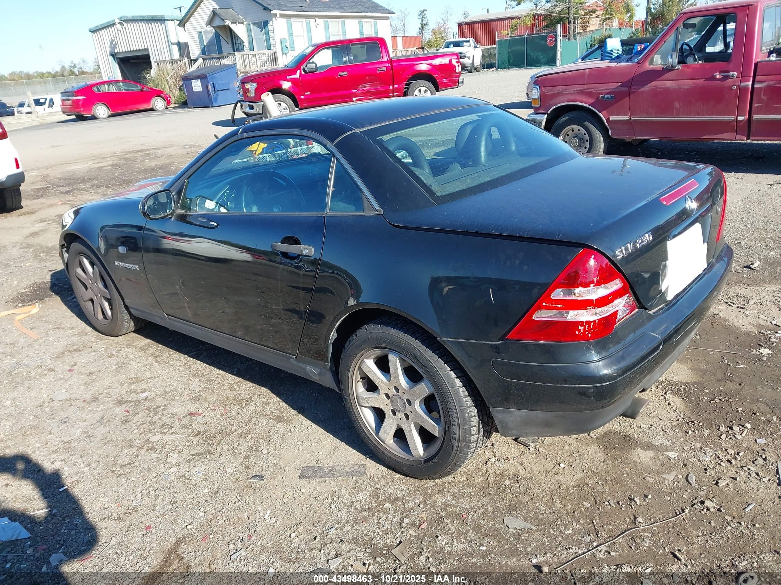 1998 Mercedes-benz Slk 230   Черный vin: WDBKK47F1WF010349