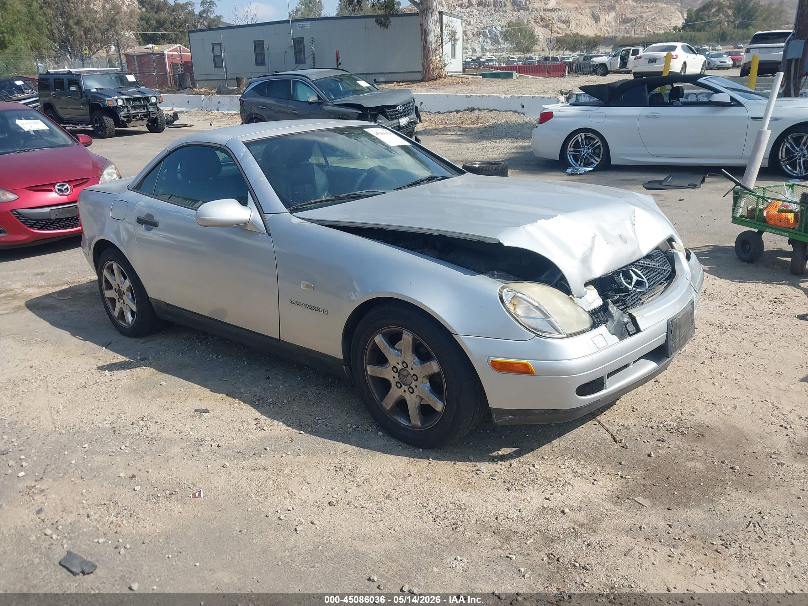 1998 Mercedes-benz Slk 230   Silver vin: WDBKK47F1WF069353
