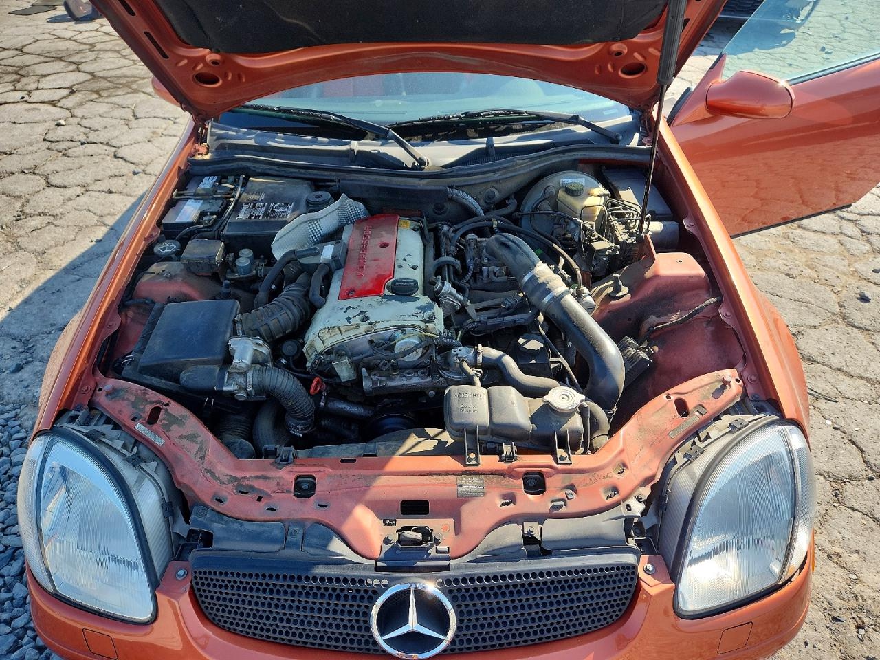 2000 Mercedes-benz Slk 230 Kompressor Оранжевый vin: WDBKK47F1YF149125