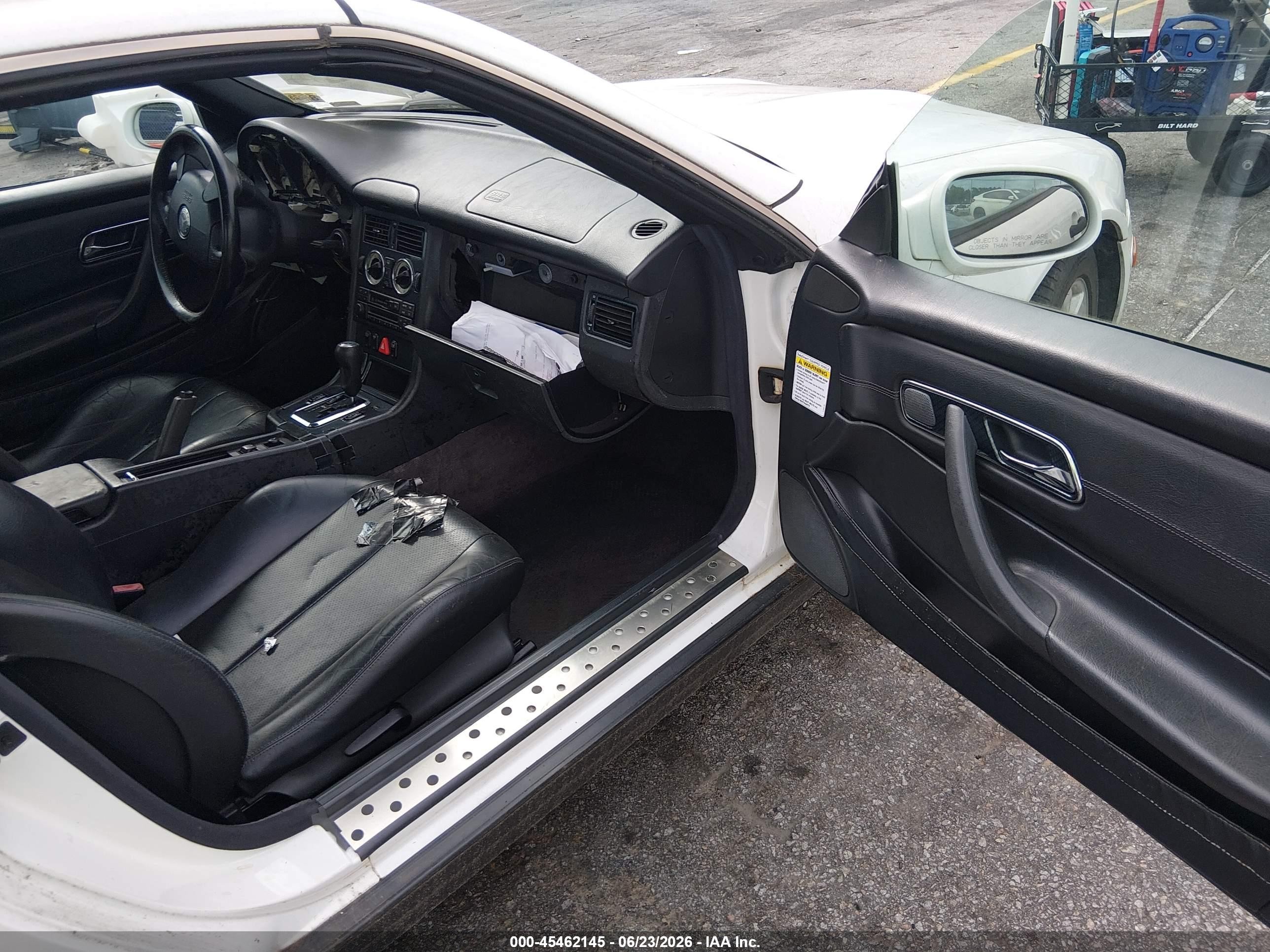 1998 Mercedes-benz Slk 230   White vin: WDBKK47F2WF065604