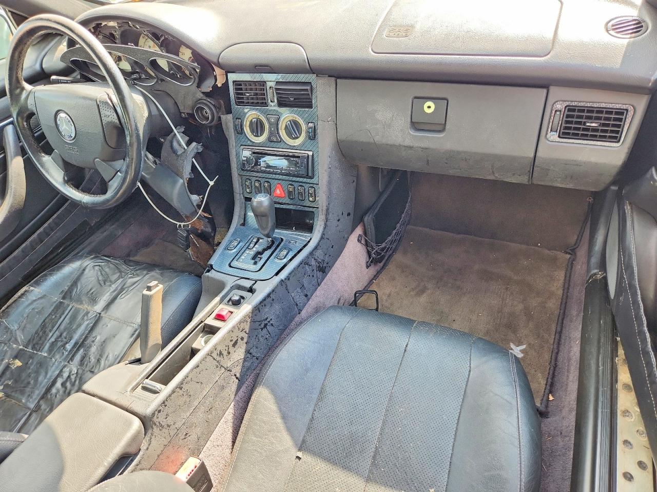 1999 Mercedes-benz Slk 230 Kompressor Серебряный vin: WDBKK47F2XF114740