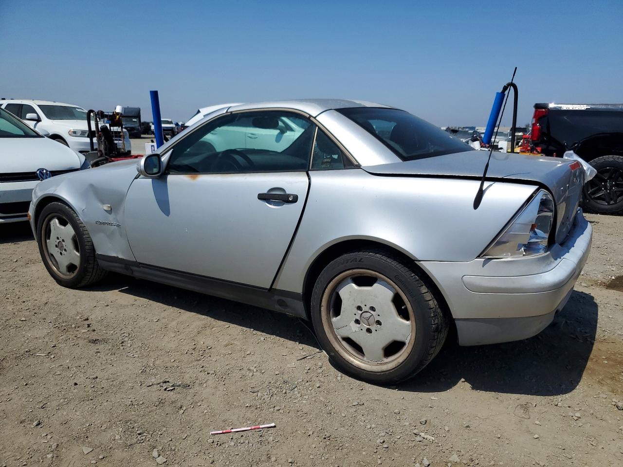 1999 Mercedes-benz Slk 230 Kompressor Silver vin: WDBKK47F2XF129271