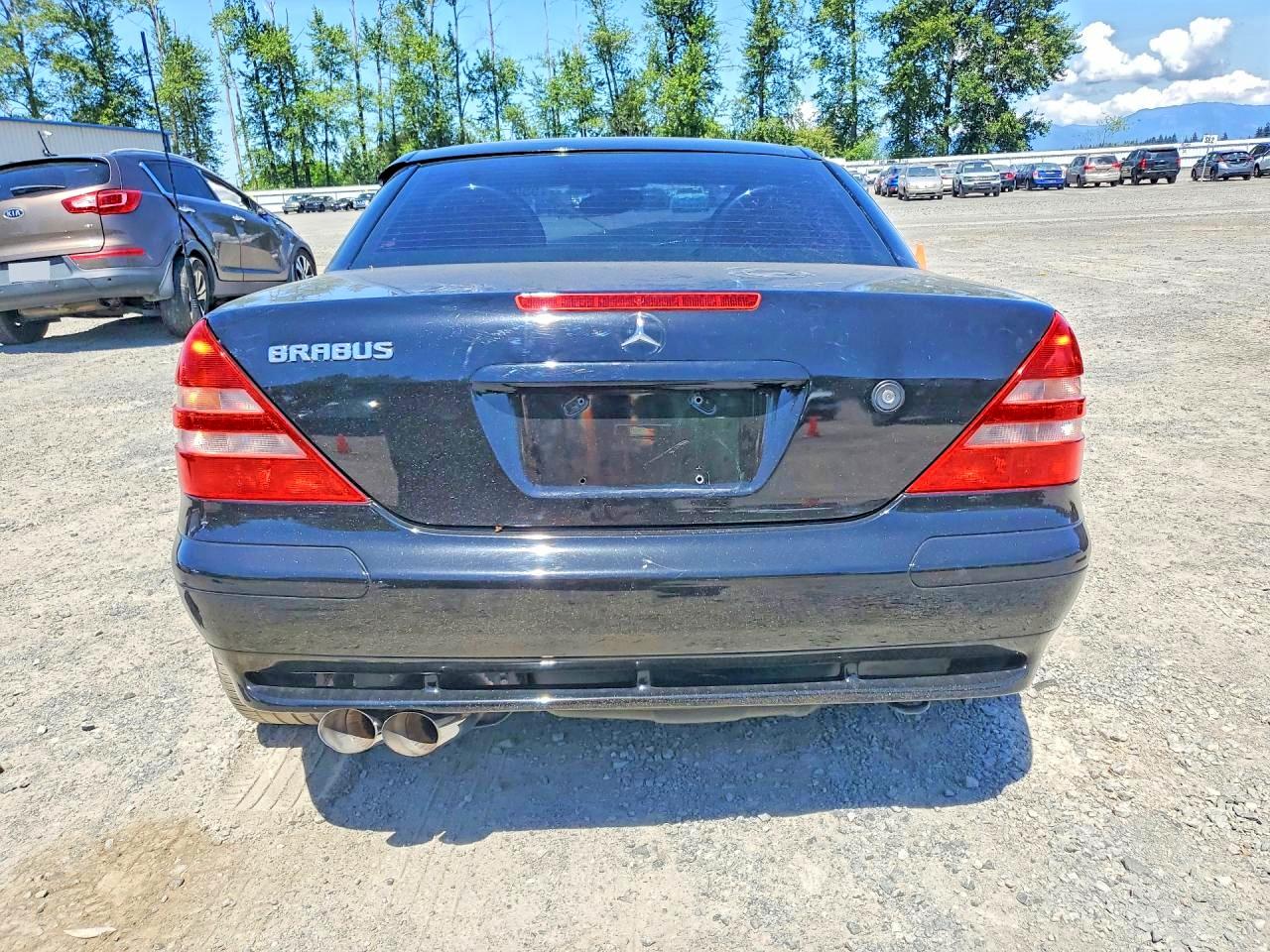 2000 Mercedes-benz Slk 230 Kompressor Black vin: WDBKK47F2YF158514