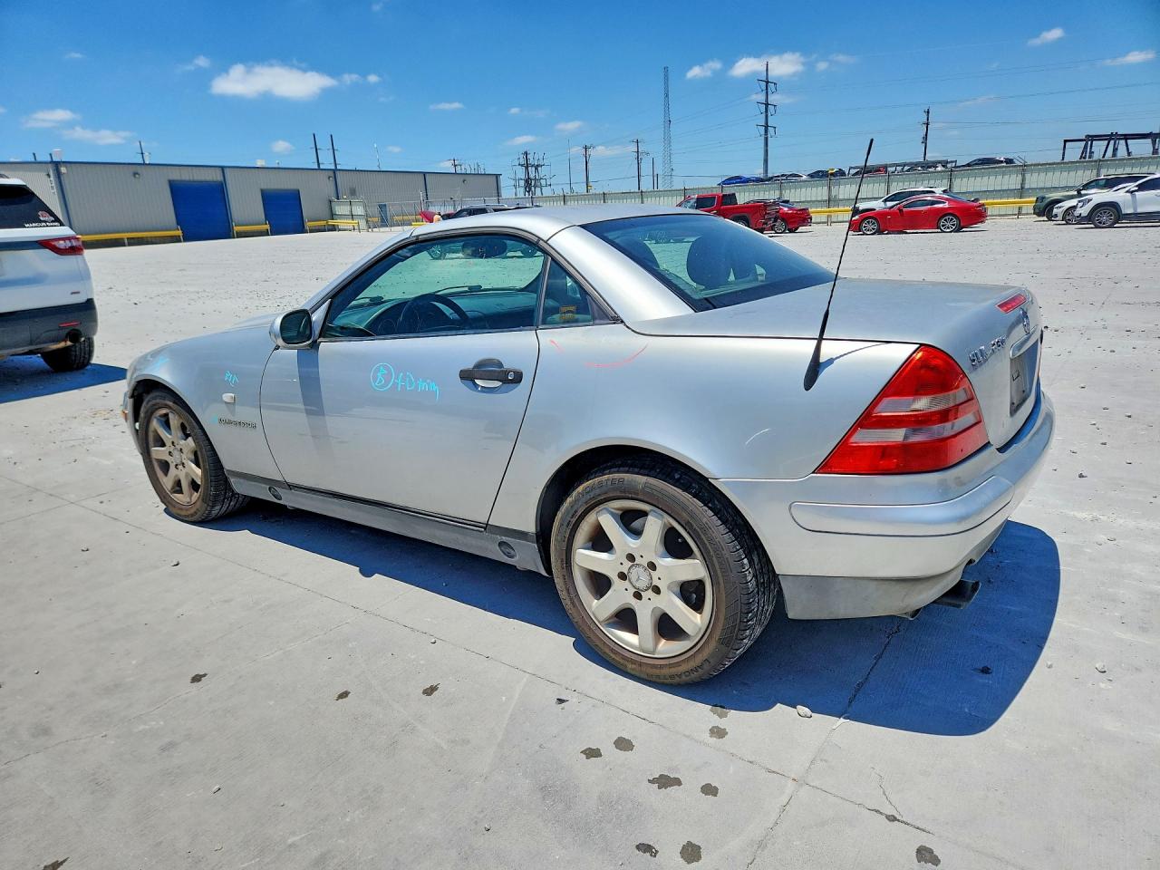 1999 Mercedes-benz Slk 230 Kompressor Silver vin: WDBKK47F3XF127819