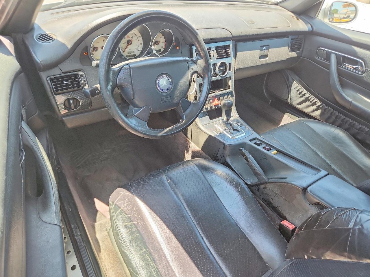 1999 Mercedes-benz Slk 230 Kompressor Silver vin: WDBKK47F3XF127819