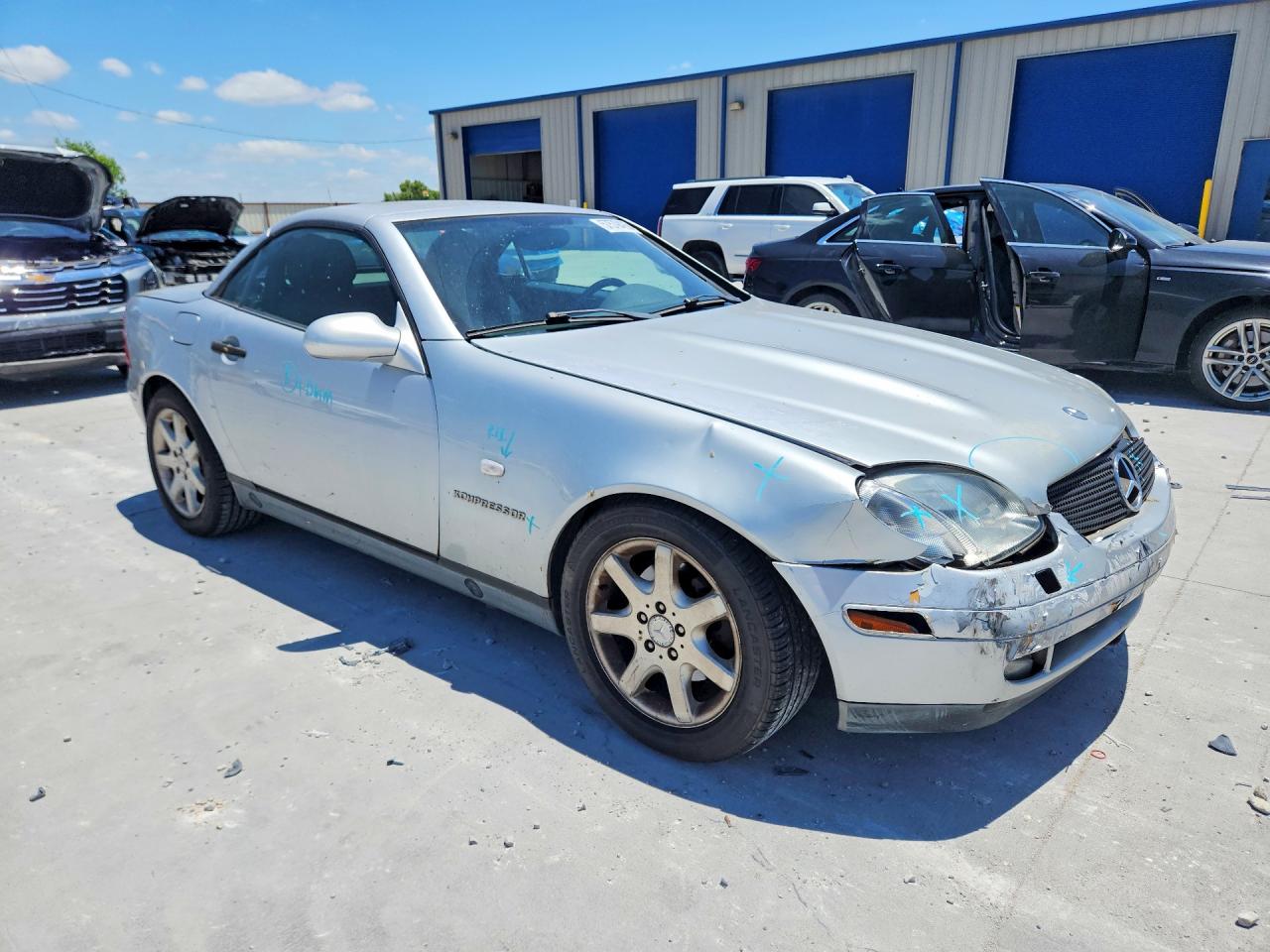 1999 Mercedes-benz Slk 230 Kompressor Silver vin: WDBKK47F3XF127819