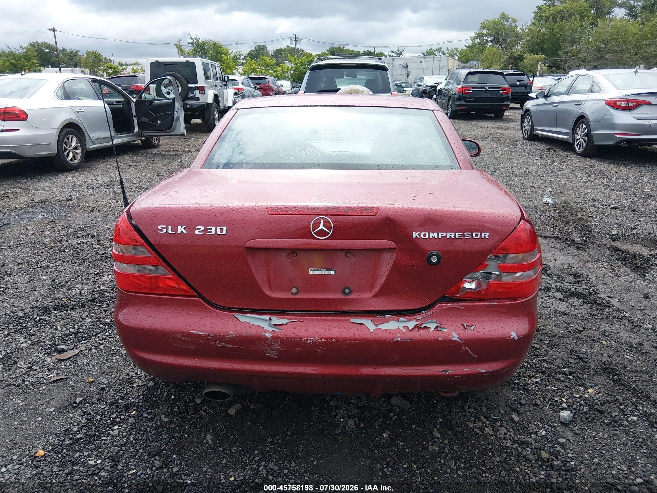 2000 Mercedes-benz Slk 230 Kompressor Red vin: WDBKK47F3YF156383