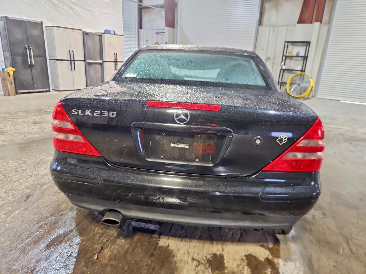 1998 Mercedes-benz Slk 230 Kompressor Black vin: WDBKK47F4WF029414