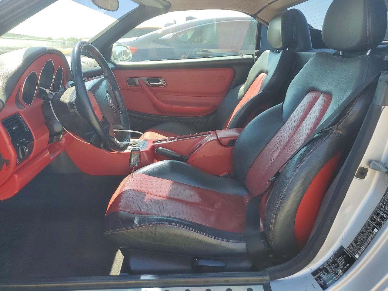 1998 Mercedes-benz Slk 230 Kompressor Silver vin: WDBKK47F4WF062798