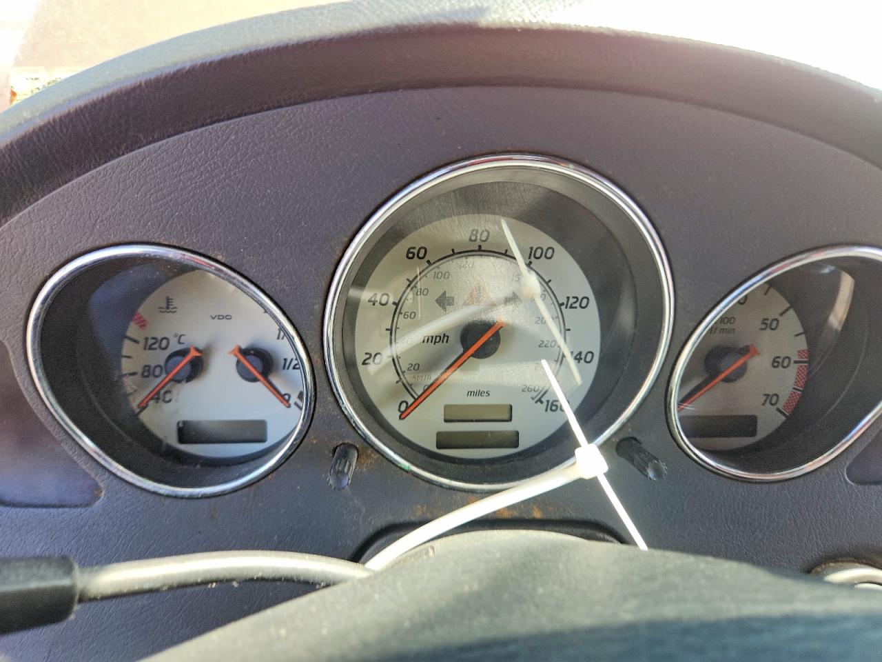 1999 Mercedes-benz Slk 230 Kompressor Orange vin: WDBKK47F4XF114321