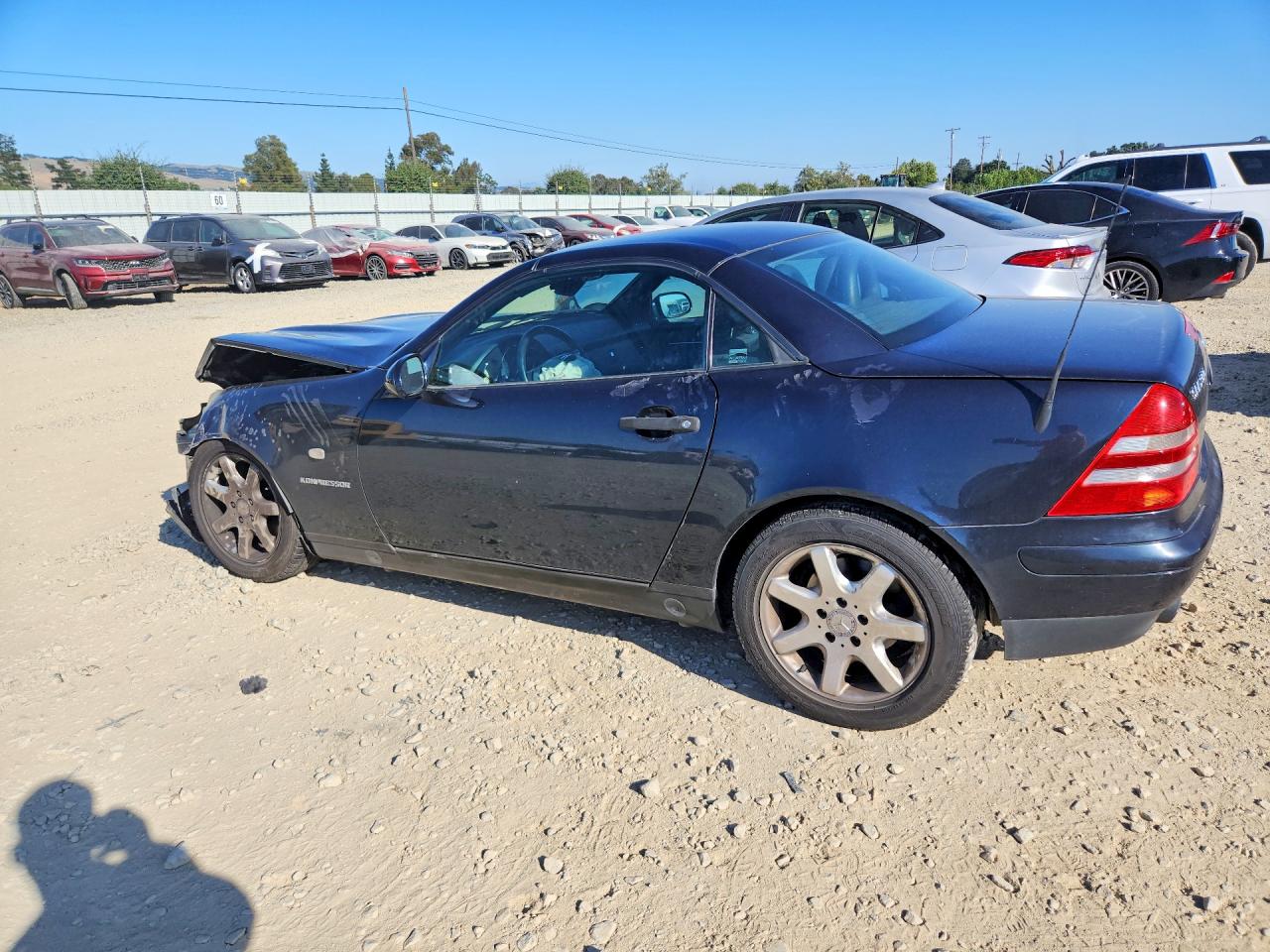 1998 Mercedes-benz Slk 230 Kompressor Blue vin: WDBKK47F5WF078136