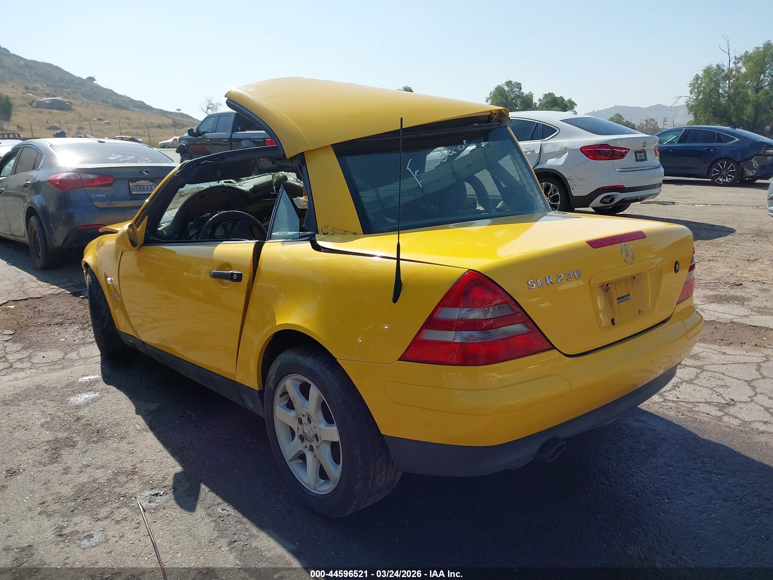 1998 Mercedes-benz Slk 230   Желтый vin: WDBKK47F5WF078346