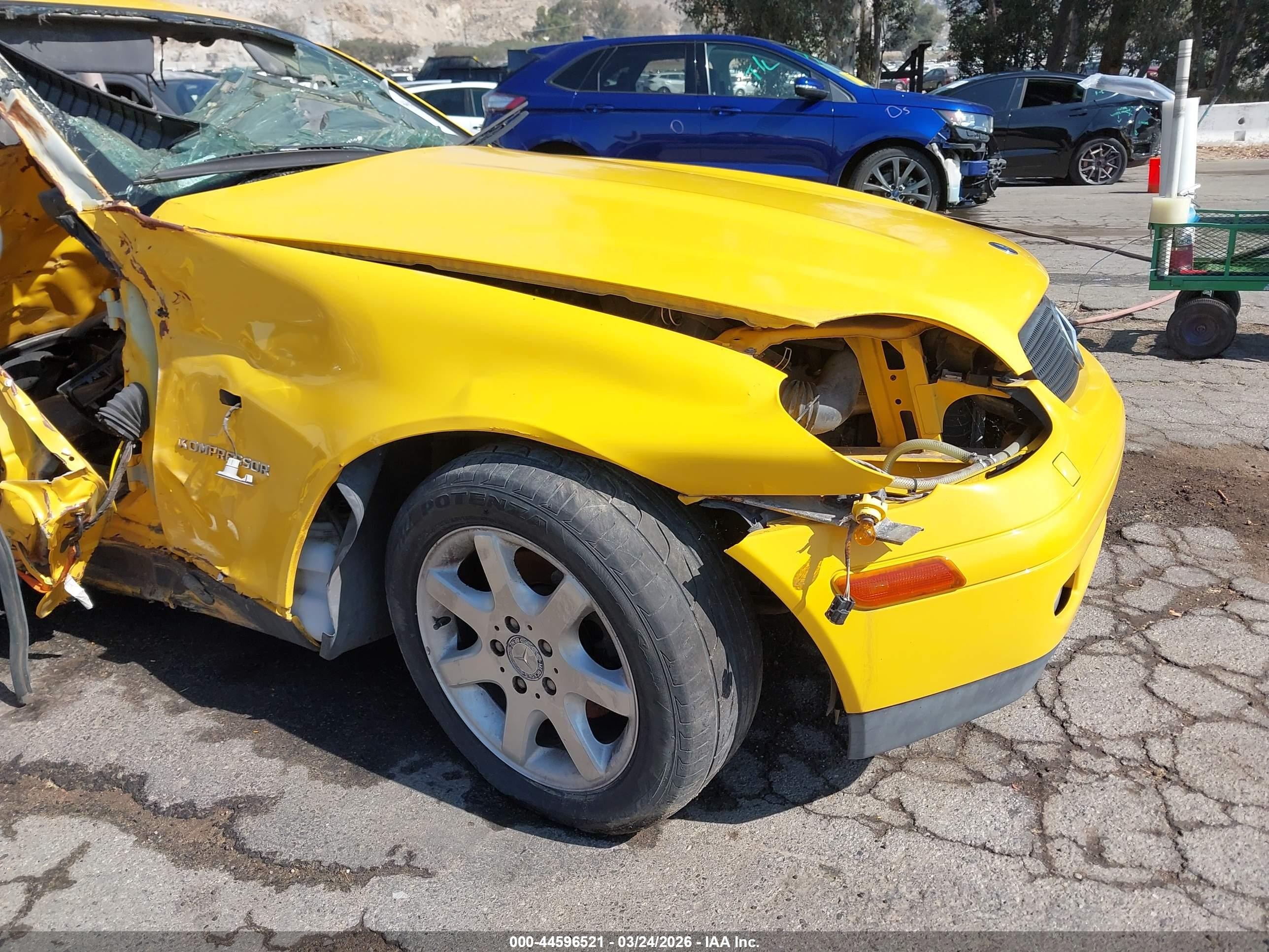 1998 Mercedes-benz Slk 230   Желтый vin: WDBKK47F5WF078346