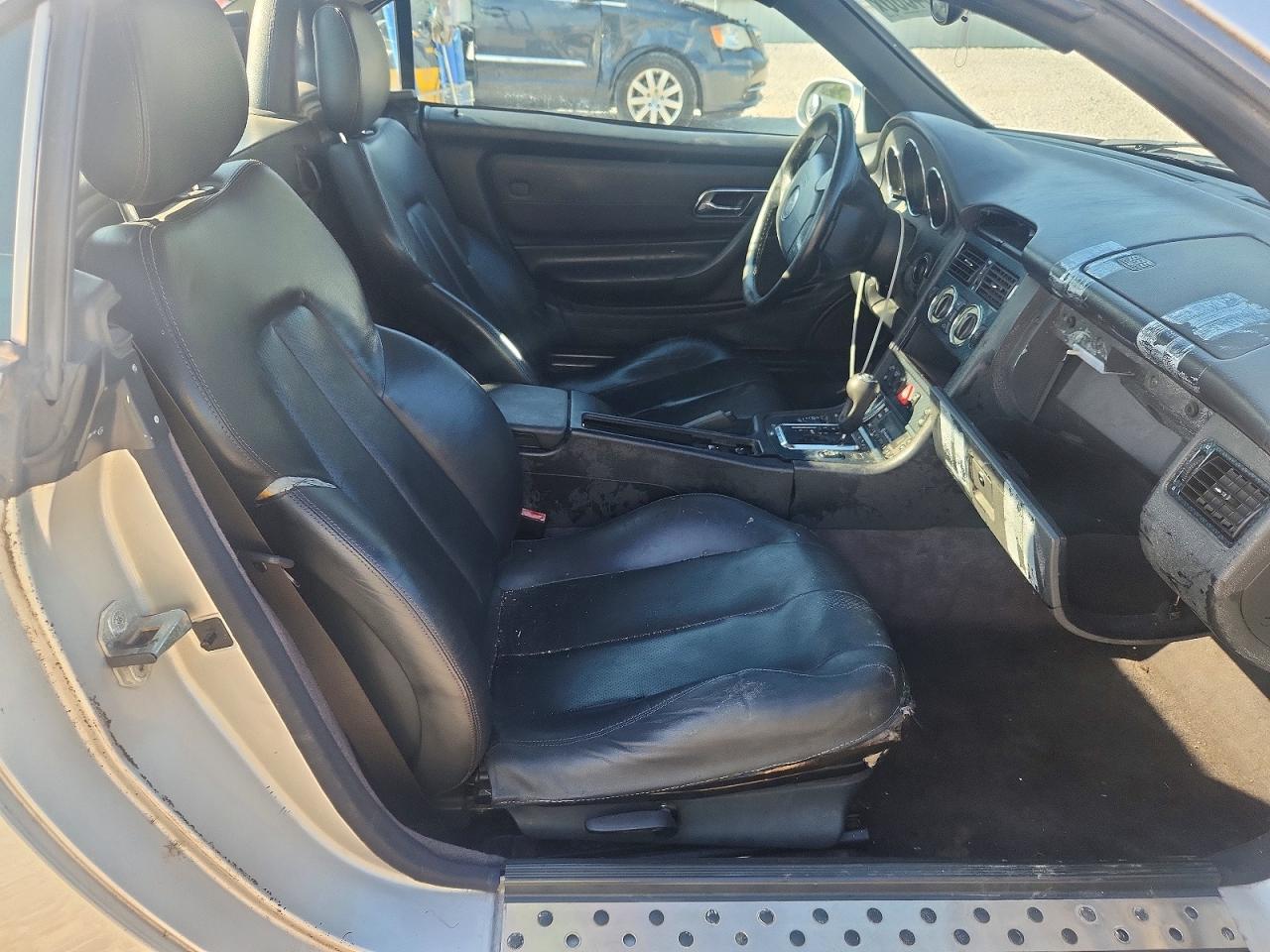 1998 Mercedes-benz Slk 230 Kompressor Серебряный vin: WDBKK47F6WF011092