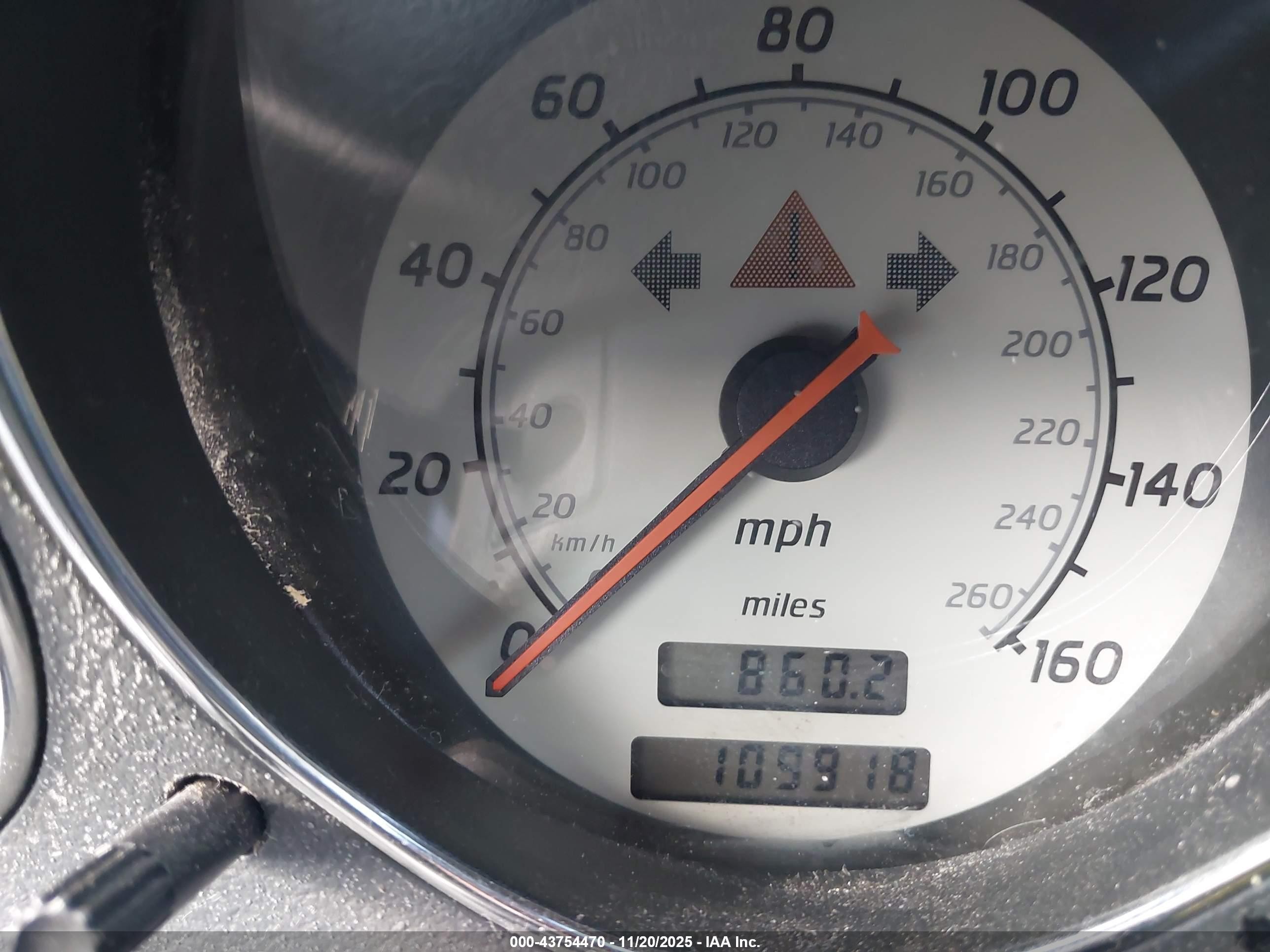1998 Mercedes-benz Slk 230   Silver vin: WDBKK47F6WF013716
