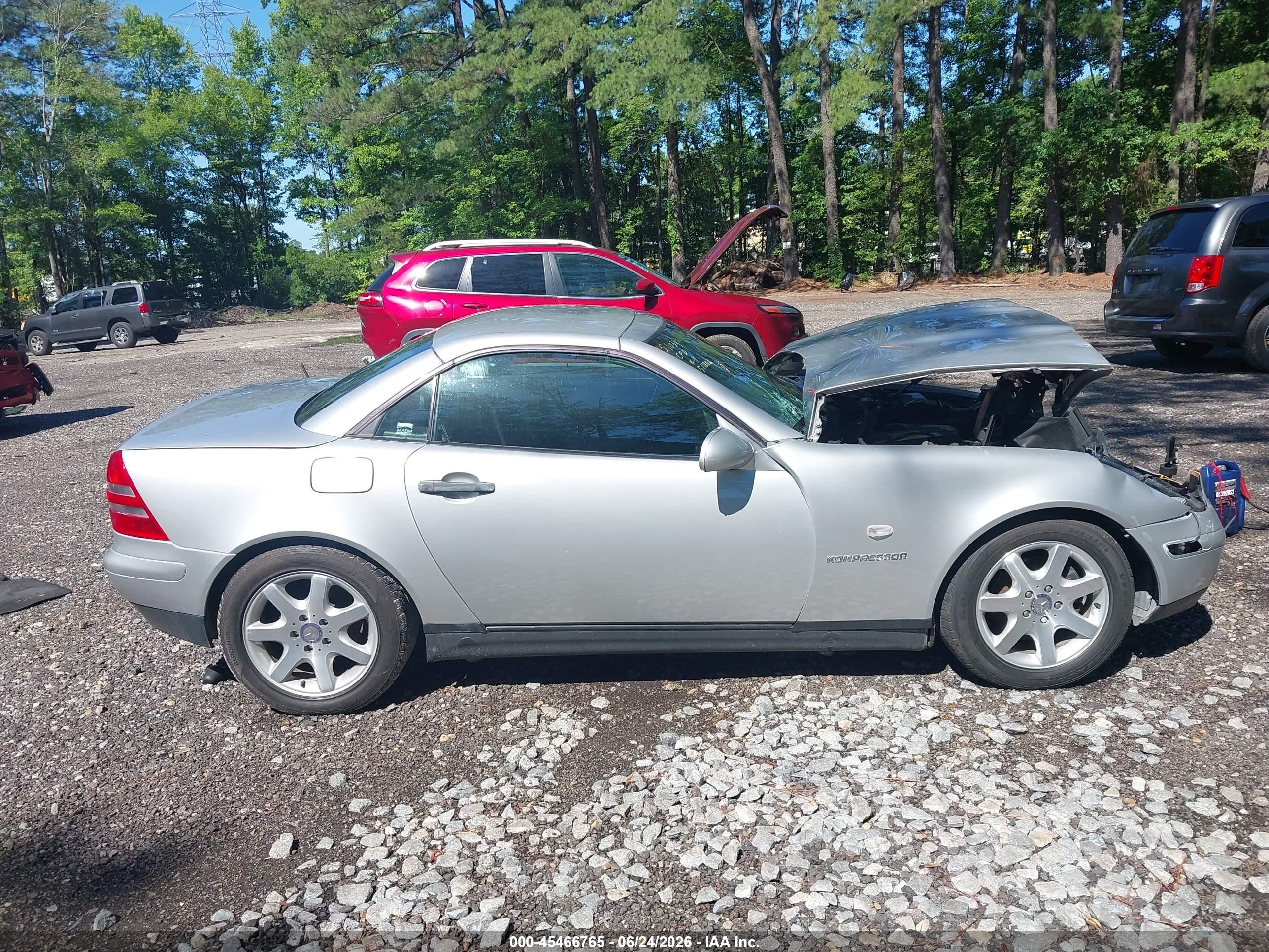 1998 Mercedes-benz Slk 230   Silver vin: WDBKK47F6WF069753