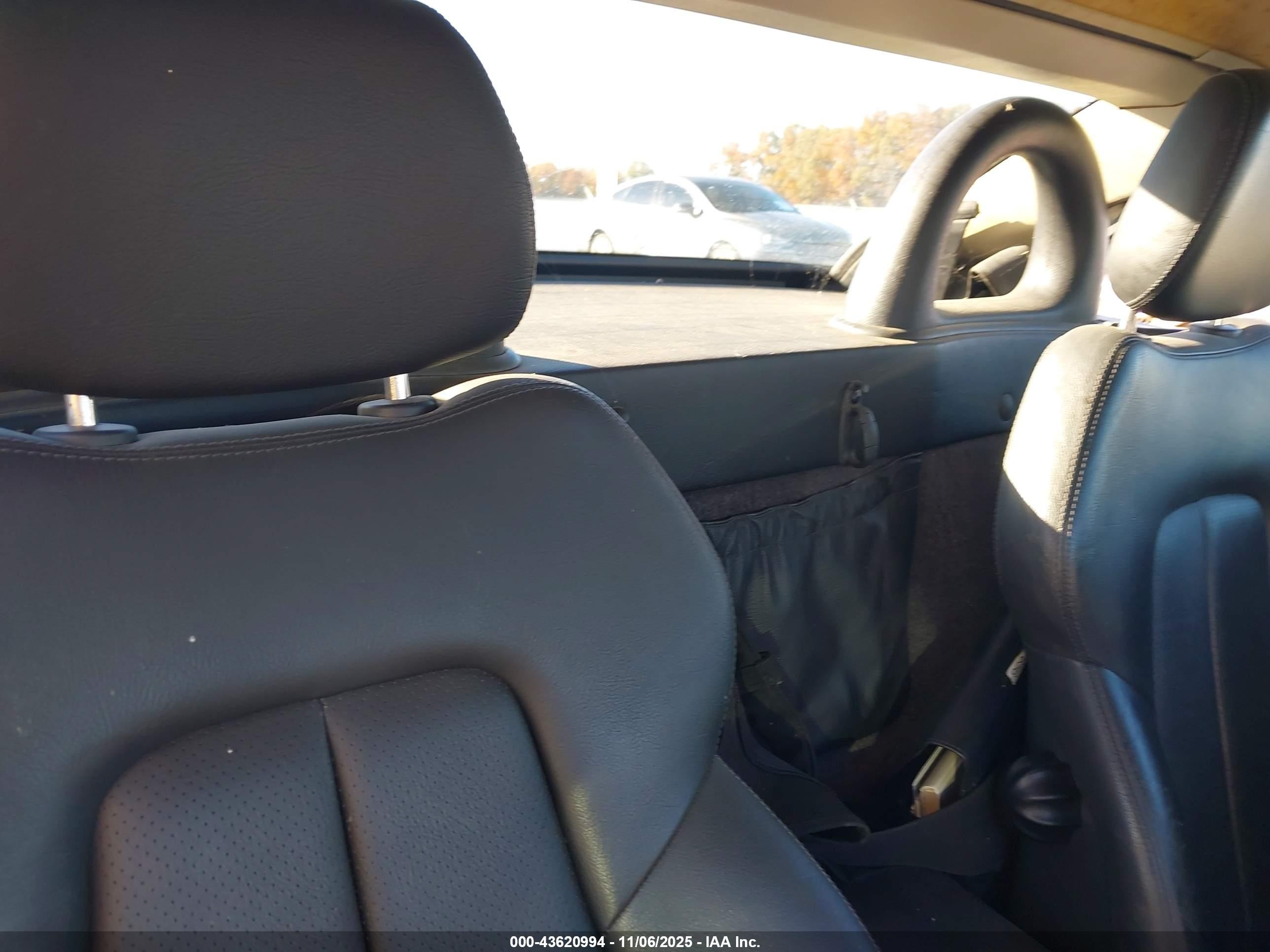 2000 Mercedes-benz Slk 230 Kompressor Белый vin: WDBKK47F6YF145023