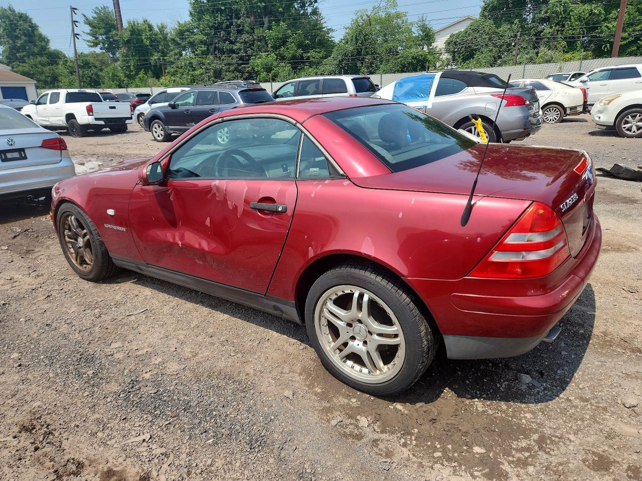 2000 Mercedes-benz Slk 230 Kompressor Maroon vin: WDBKK47F6YF159679