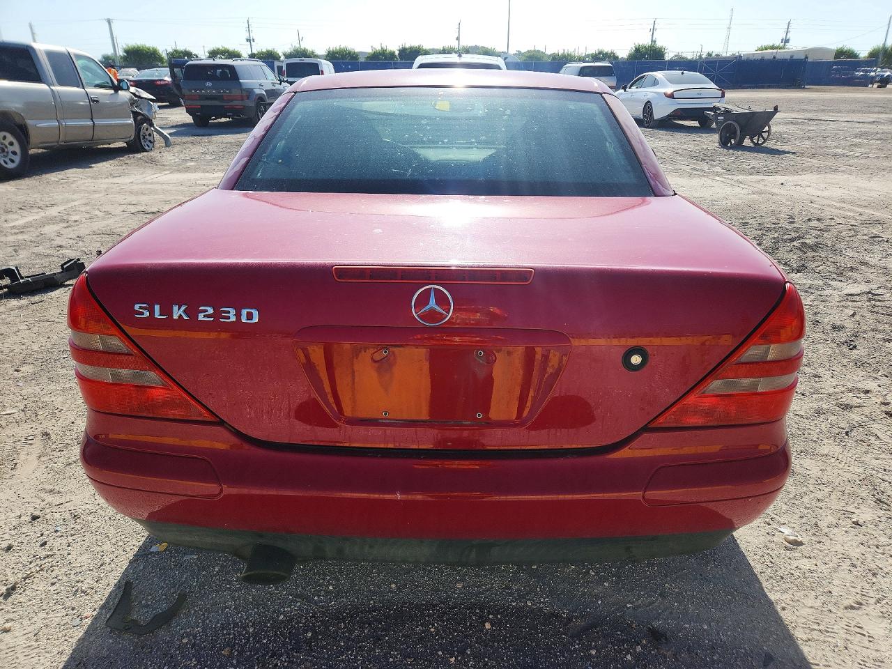 1998 Mercedes-benz Slk 230 Kompressor Red vin: WDBKK47F7WF043470