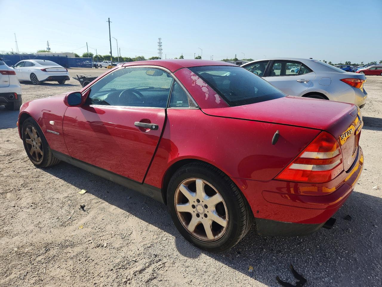 1998 Mercedes-benz Slk 230 Kompressor Red vin: WDBKK47F7WF043470