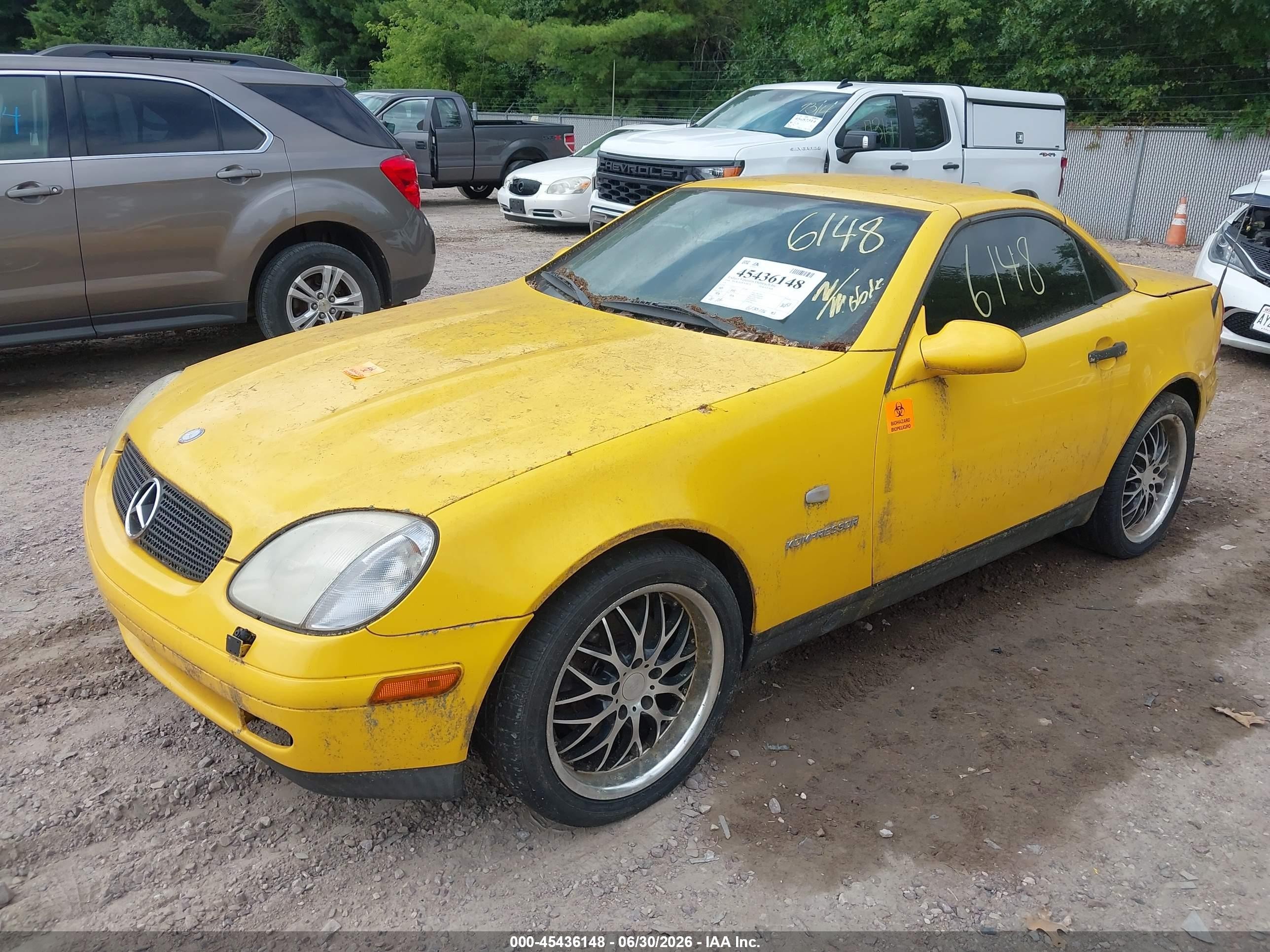 1998 Mercedes-benz Slk 230   Yellow vin: WDBKK47F7WF078414