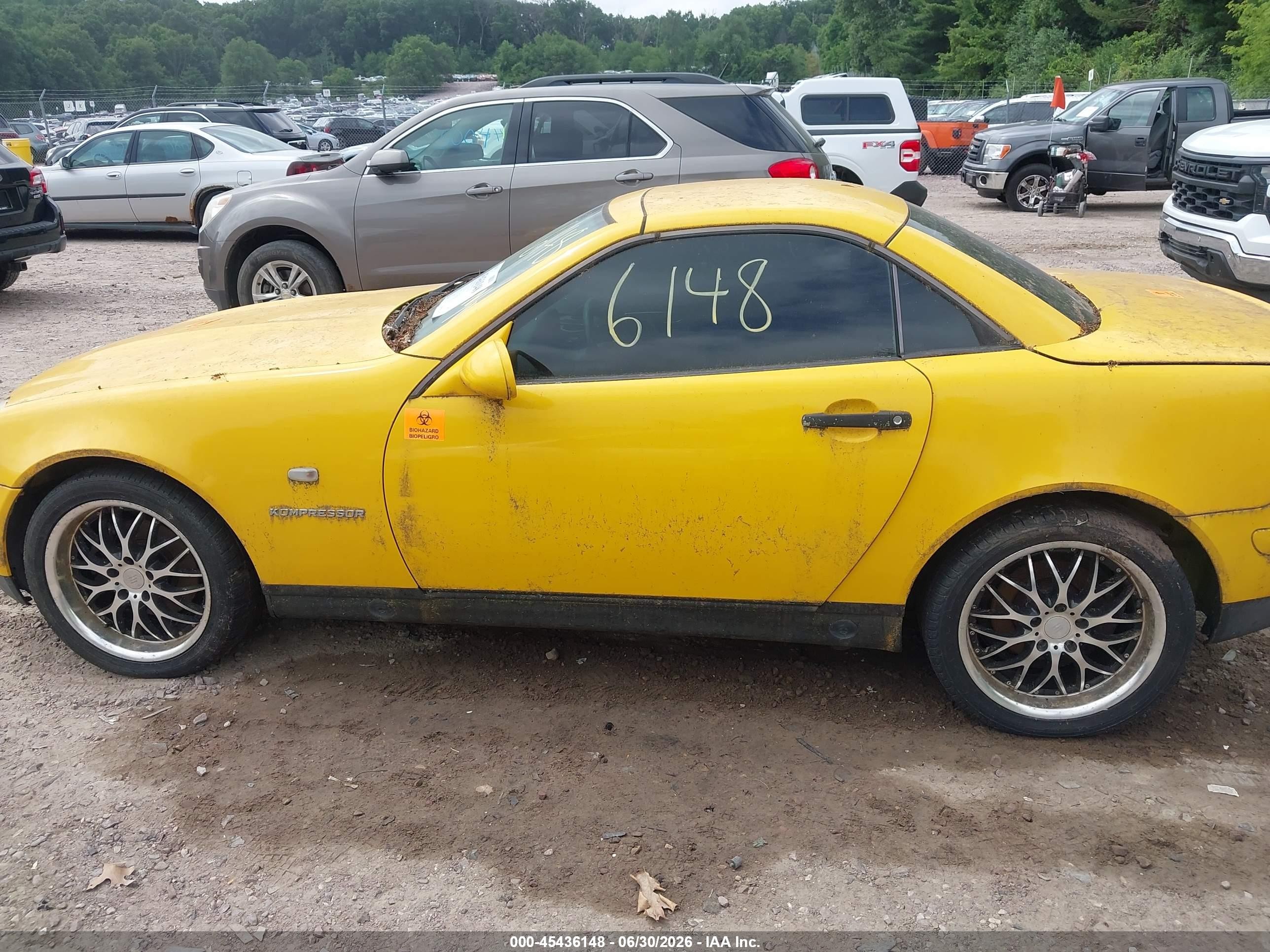 1998 Mercedes-benz Slk 230   Yellow vin: WDBKK47F7WF078414