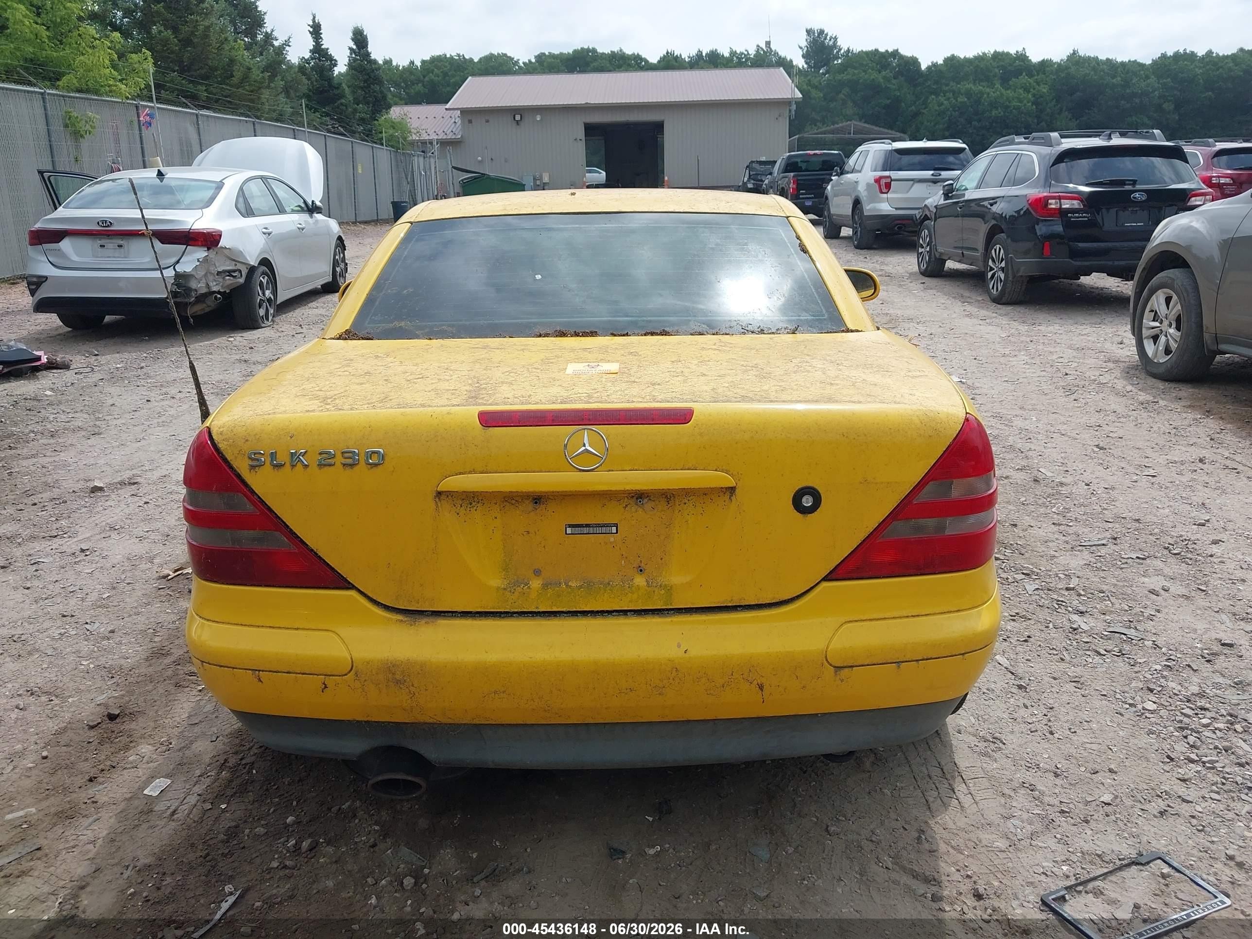 1998 Mercedes-benz Slk 230   Yellow vin: WDBKK47F7WF078414