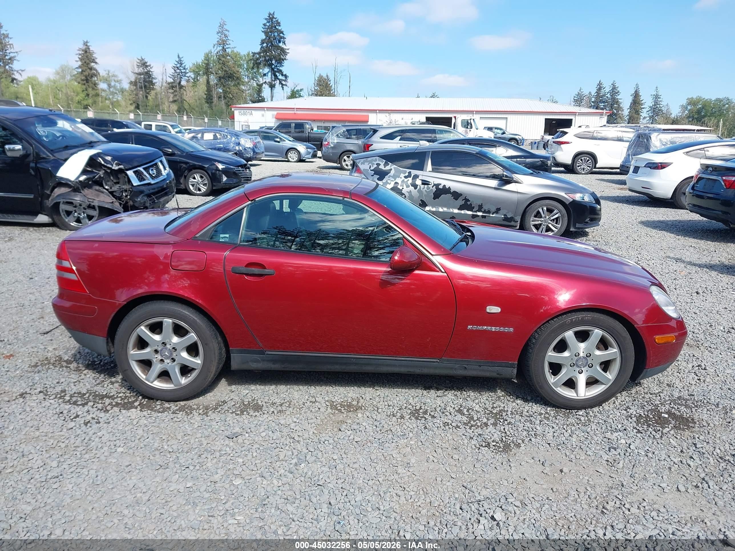 1999 Mercedes-benz Slk 230 Kompressor Red vin: WDBKK47F7XF116452
