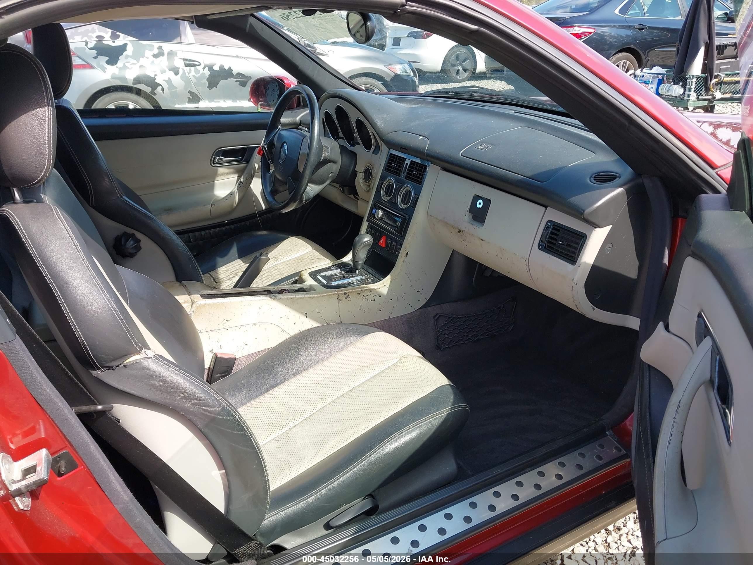 1999 Mercedes-benz Slk 230 Kompressor Red vin: WDBKK47F7XF116452