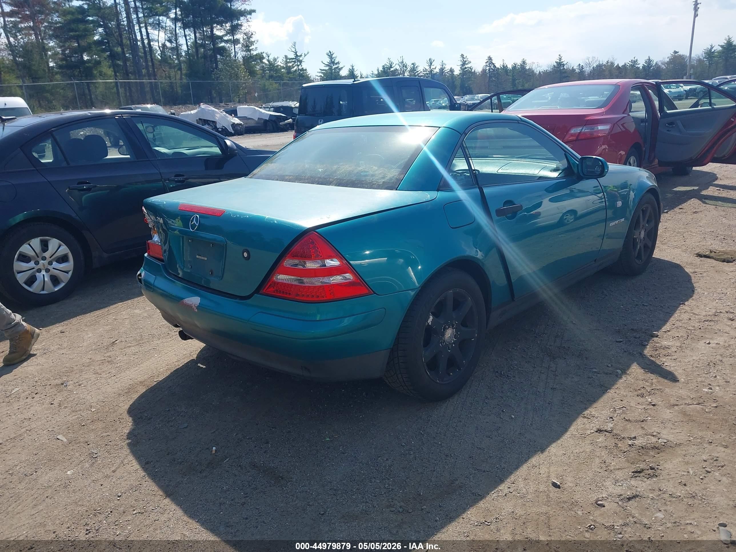1998 Mercedes-benz Slk 230   Бирюзовый vin: WDBKK47F8WF036317