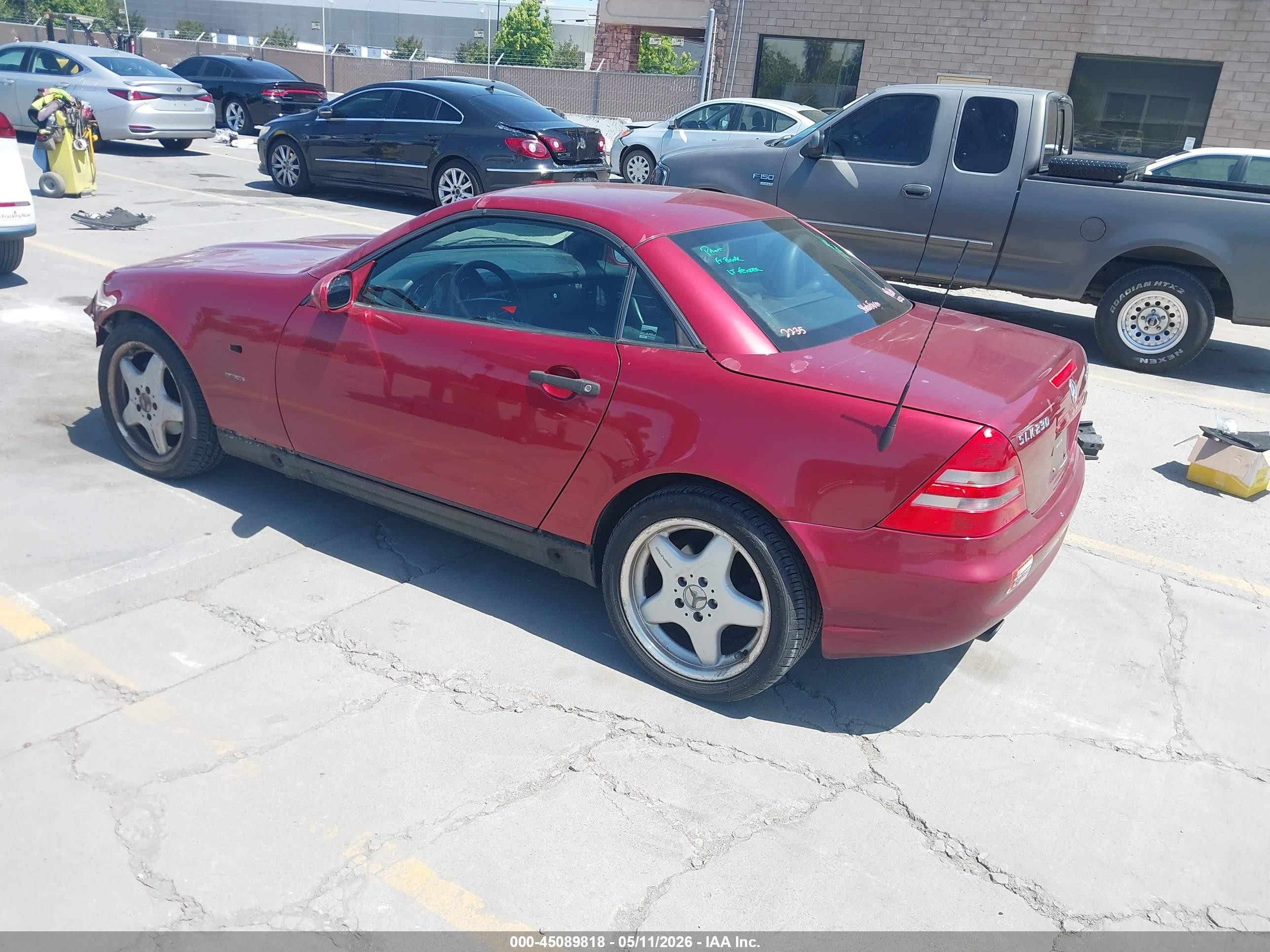 1999 Mercedes-benz Slk 230 Kompressor Red vin: WDBKK47F8XF091450