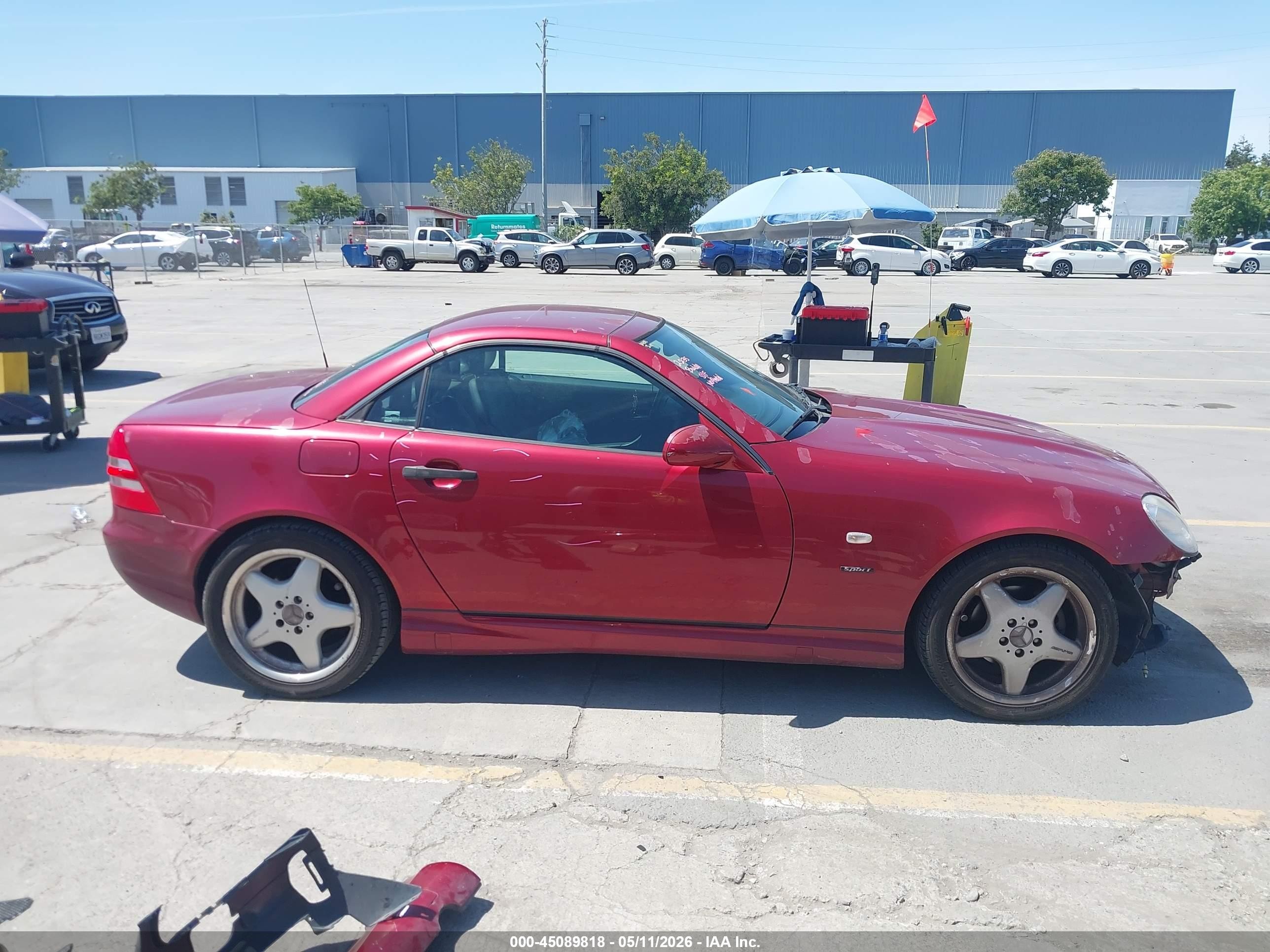 1999 Mercedes-benz Slk 230 Kompressor Red vin: WDBKK47F8XF091450