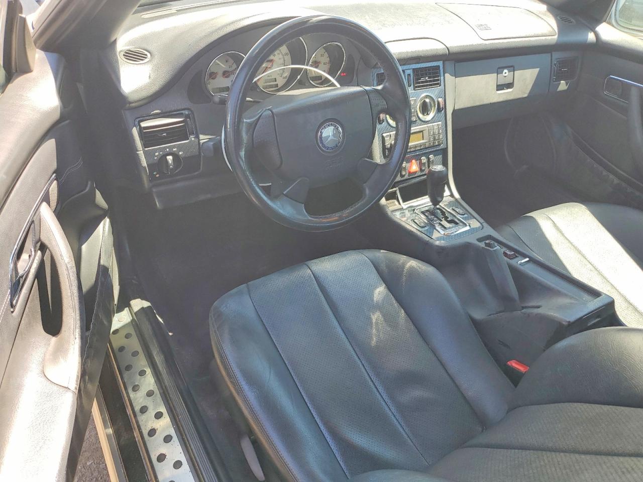 1999 Mercedes-benz Slk 230 Kompressor Silver vin: WDBKK47F8XF104214