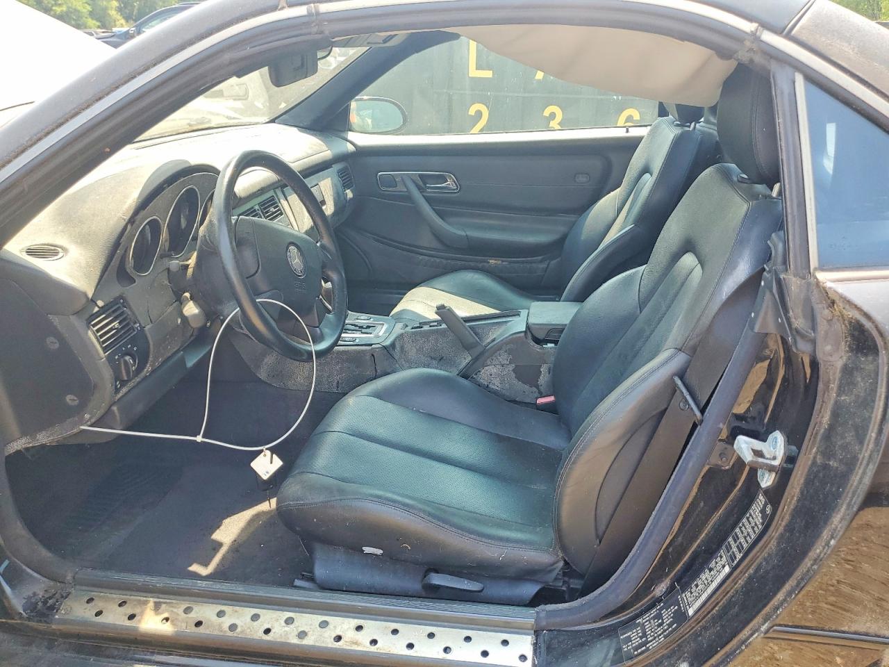 1998 Mercedes-benz Slk 230 Kompressor Black vin: WDBKK47F9WF072419