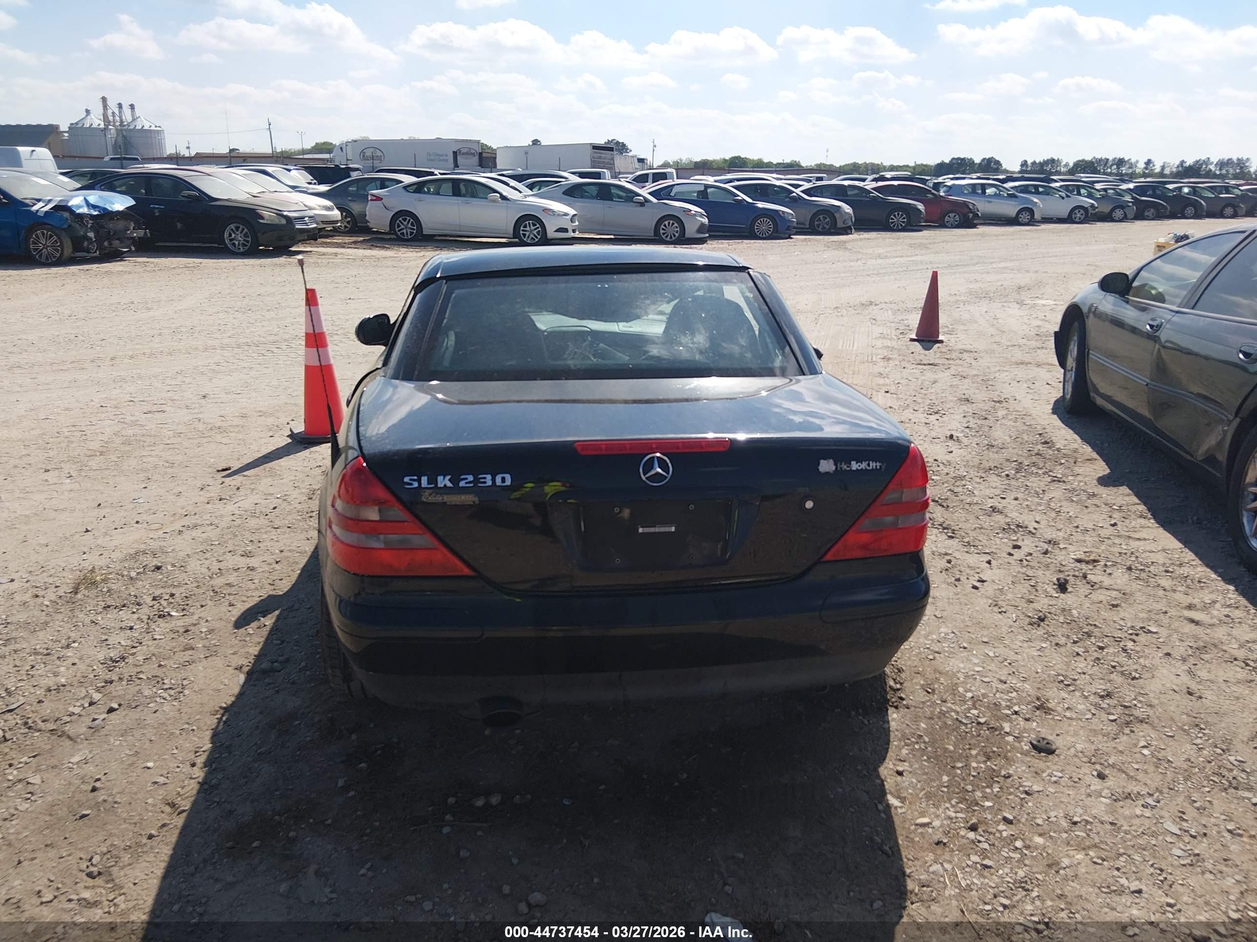1998 Mercedes-benz Slk 230   Black vin: WDBKK47FXWF074275