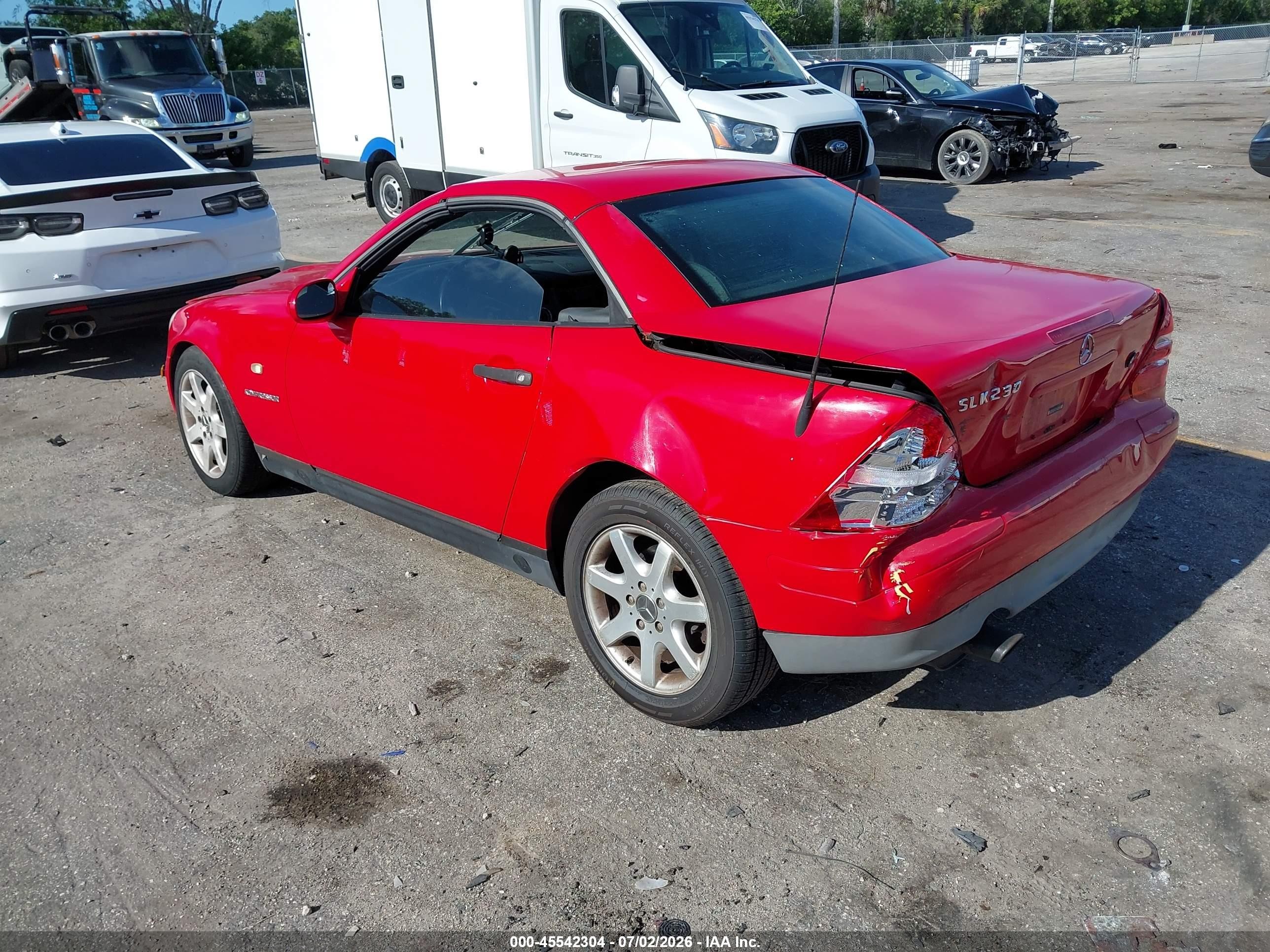 1999 Mercedes-benz Slk 230 Kompressor Red vin: WDBKK47FXXF113108