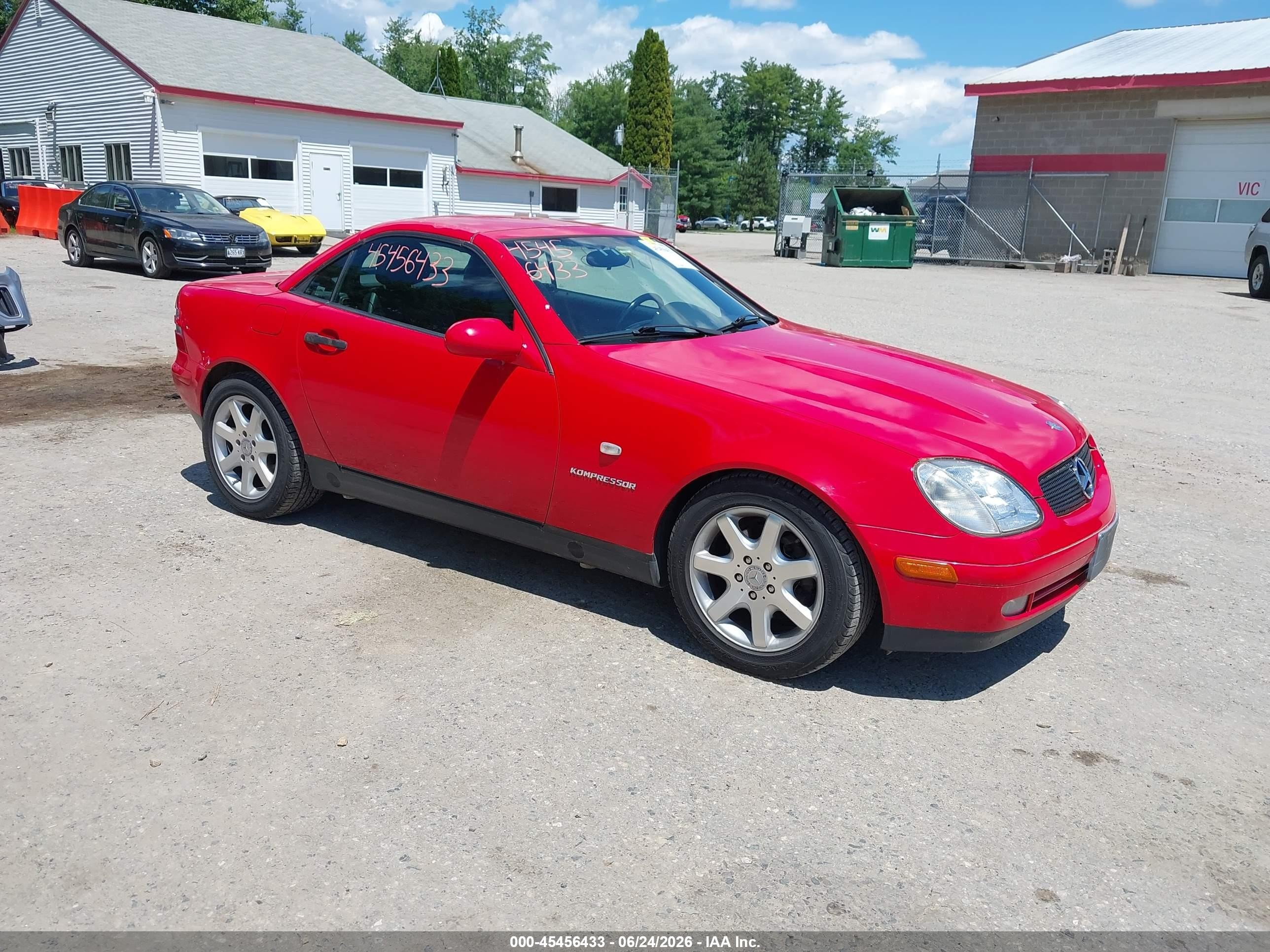 2000 Mercedes-benz Slk 230 Kompressor Red vin: WDBKK47FXYF147499