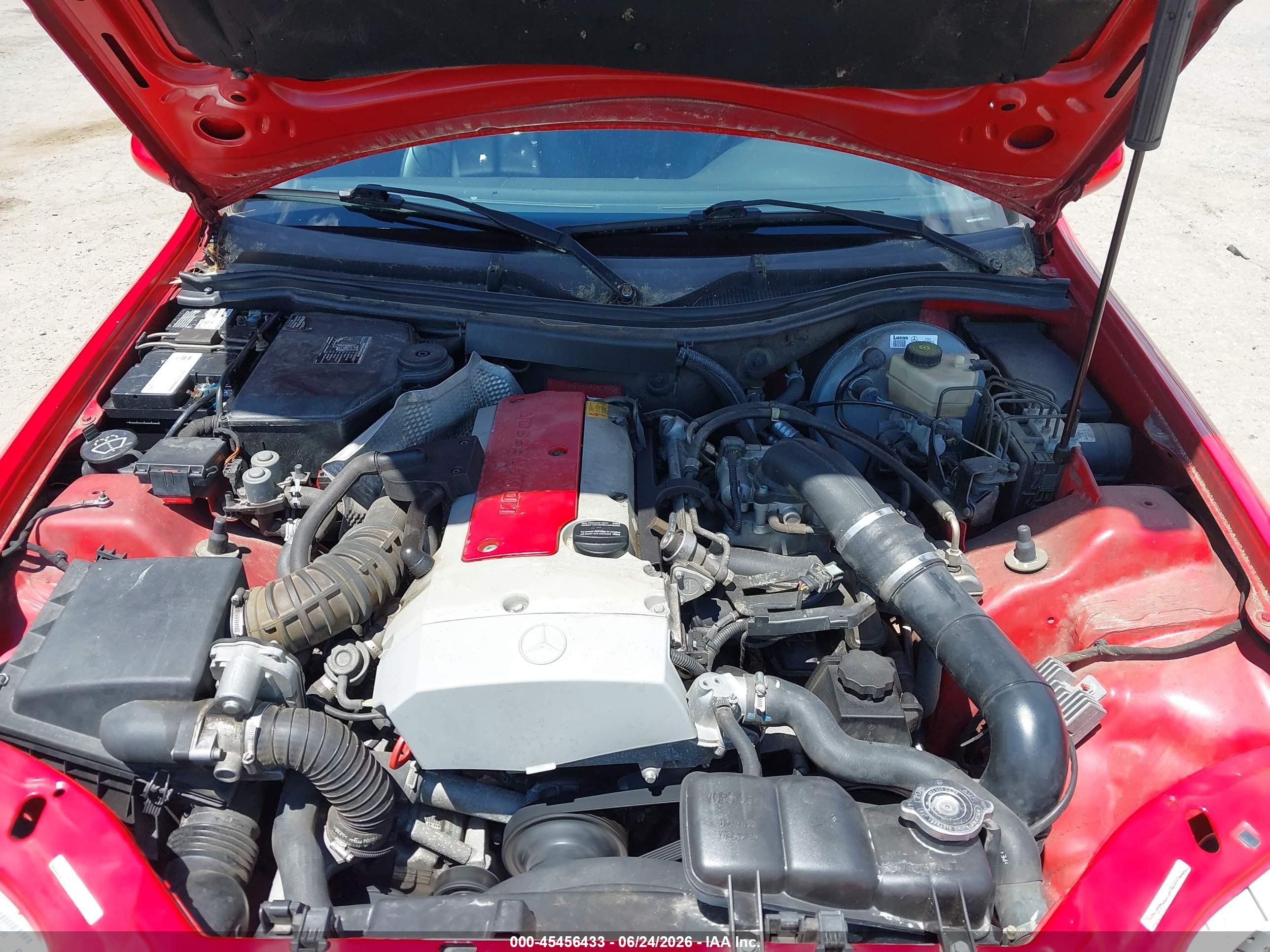 2000 Mercedes-benz Slk 230 Kompressor Red vin: WDBKK47FXYF147499