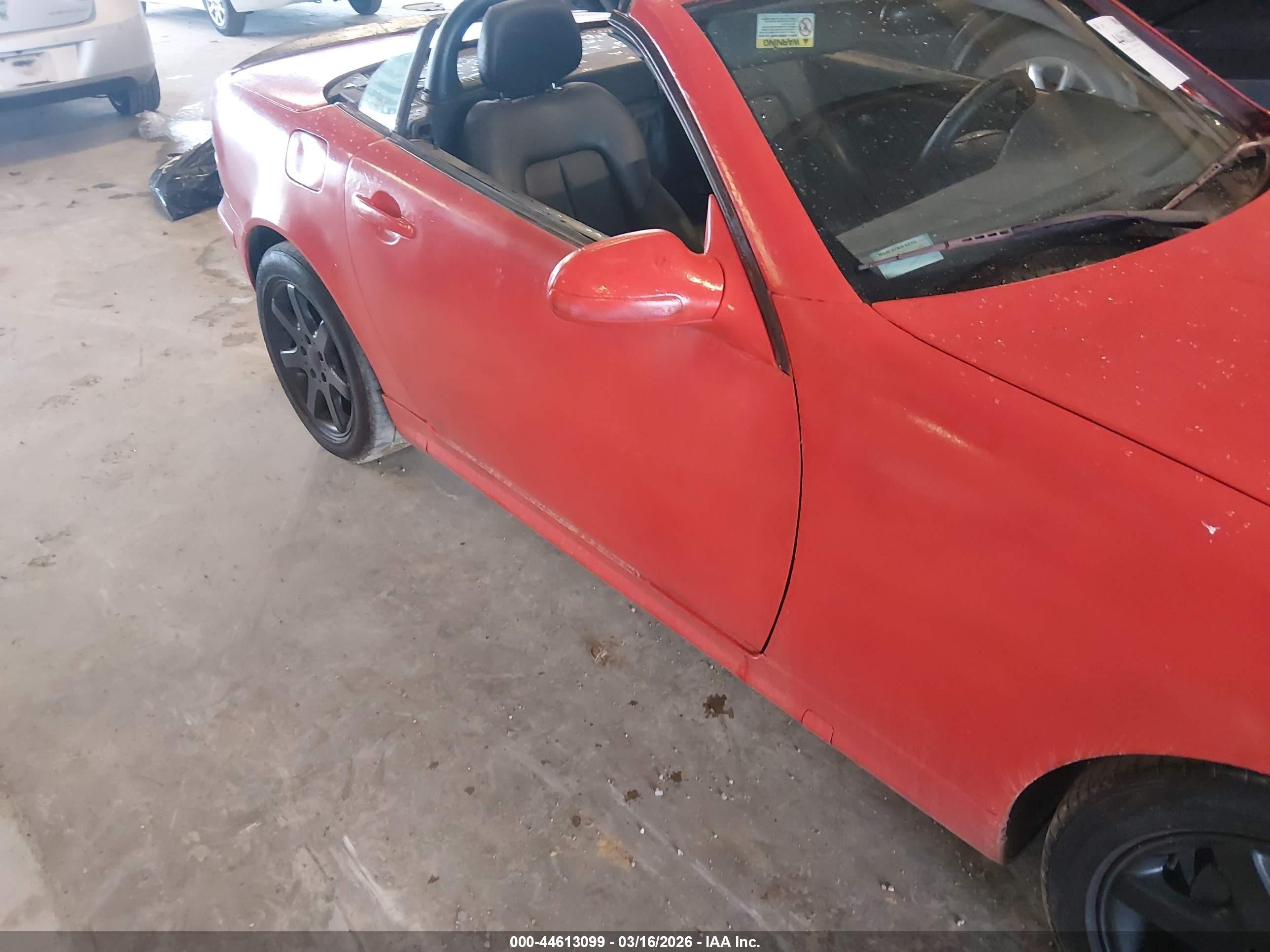2001 Mercedes-benz Slk 230 Kompressor Red vin: WDBKK49F11F195802