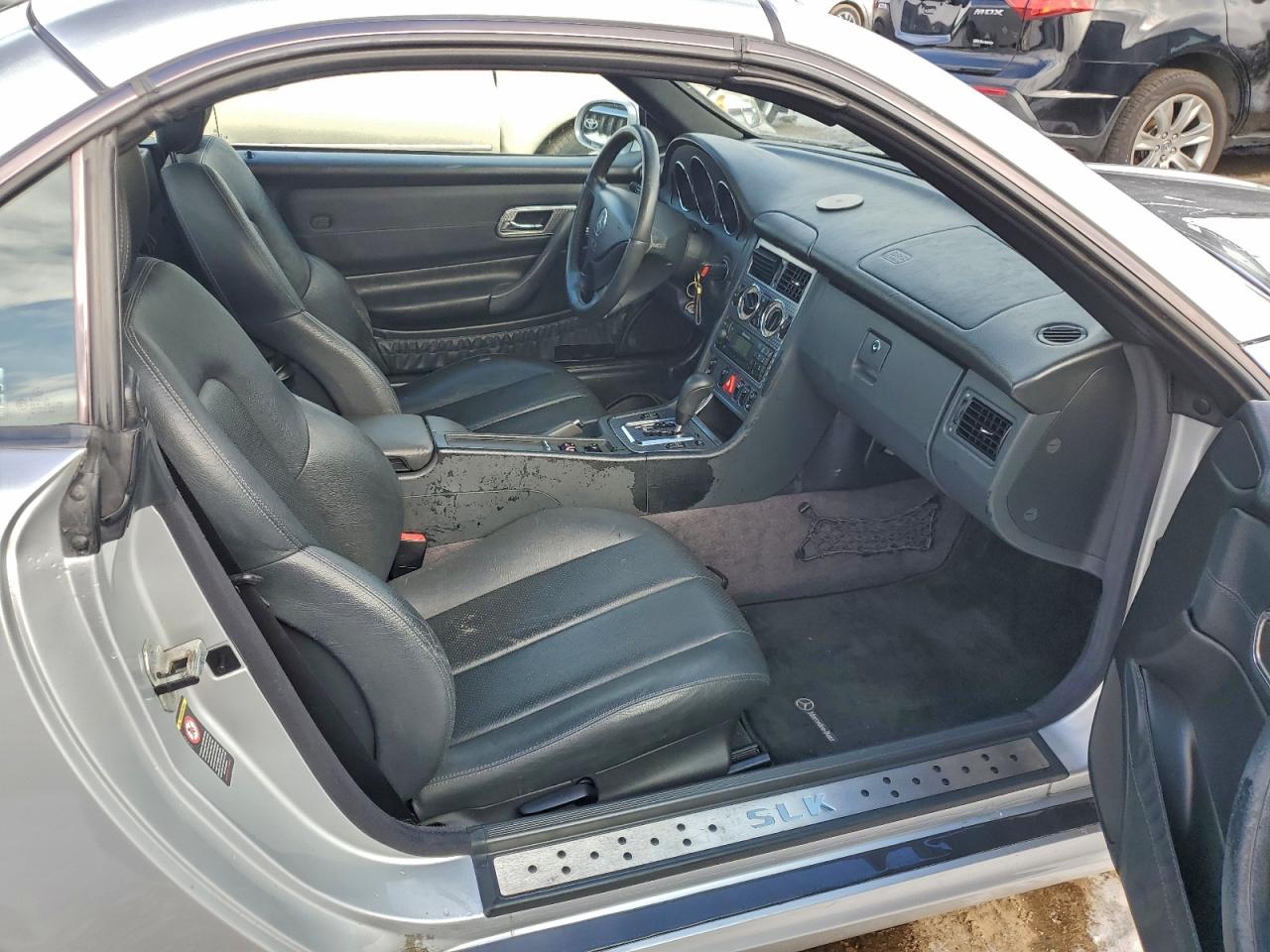 2001 Mercedes-benz Slk 230 Kompressor Black vin: WDBKK49F11F201727