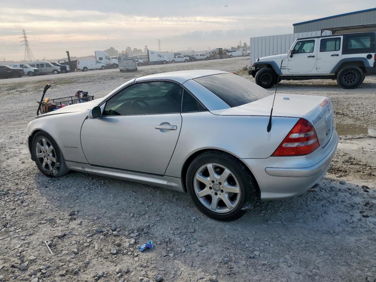 2001 Mercedes-benz Slk 230 Kompressor Silver vin: WDBKK49F11F220343